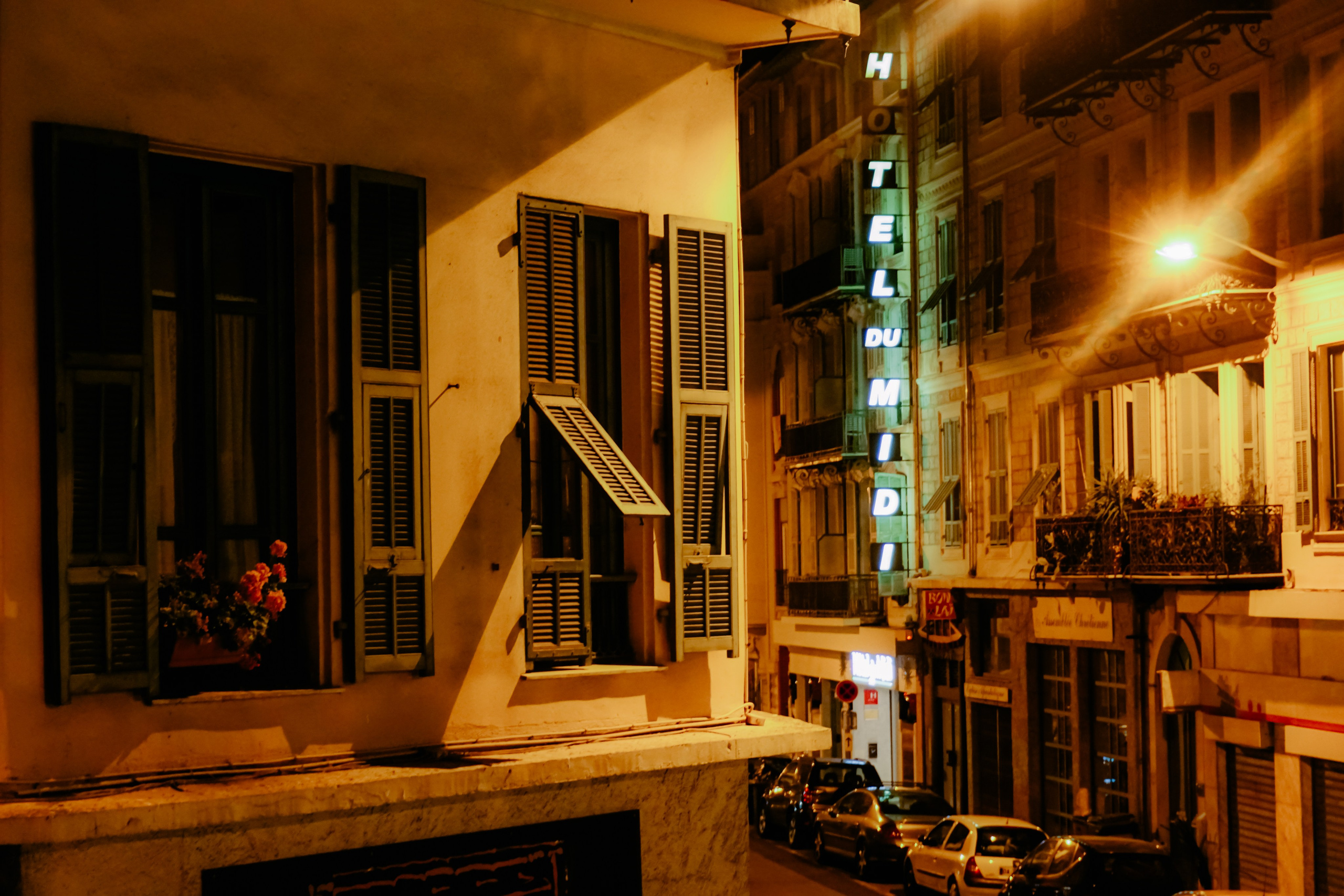 Ницца стрит. Iraogo