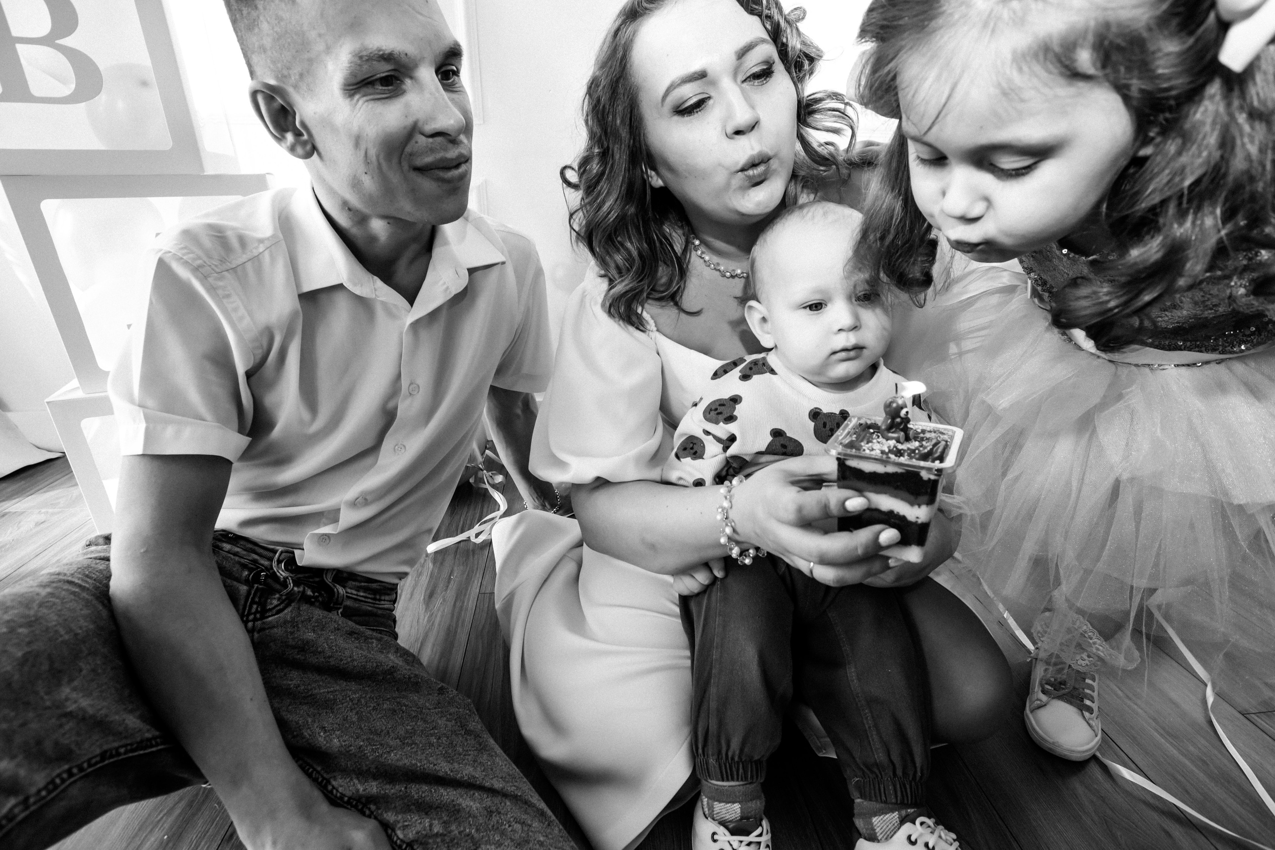 День рождения в студии. Репортажный, семейный фотограф из Нефтеюганска