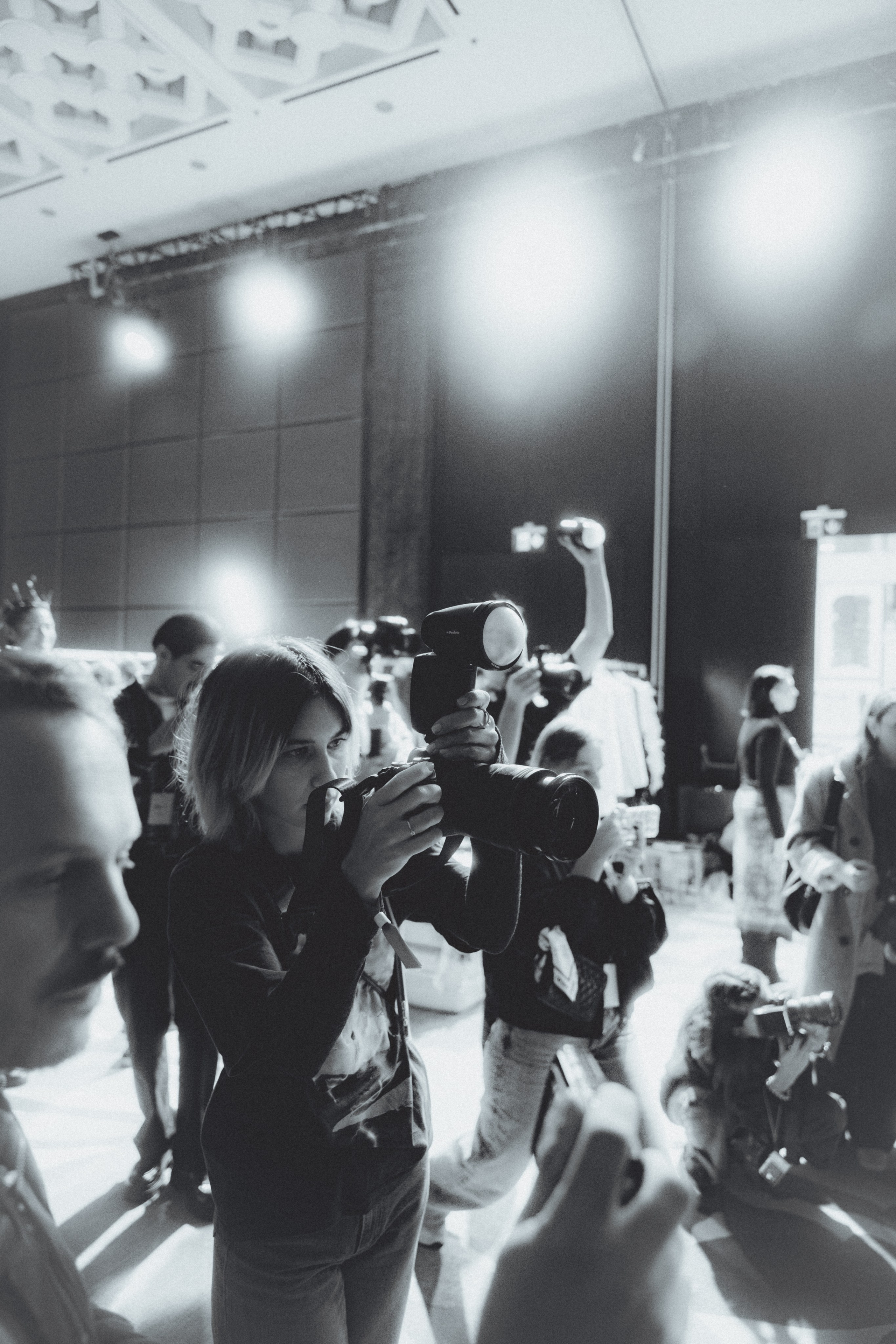 VISA FASHION WEEK ALMATY SS26 / BACKSTAGE ZONE