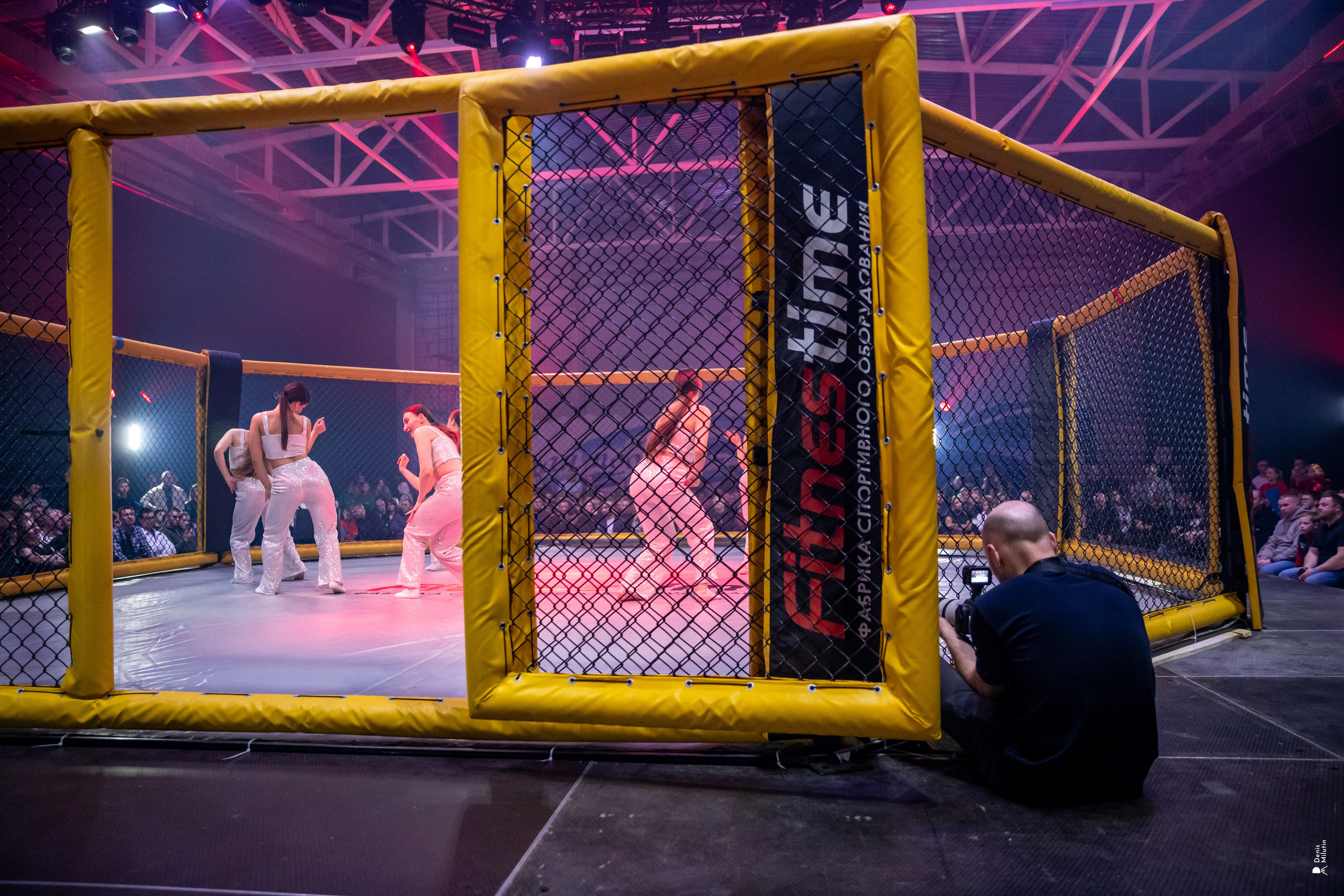 Бои в клетке «Северный Воин». Портретный фотограф Денис Милютин