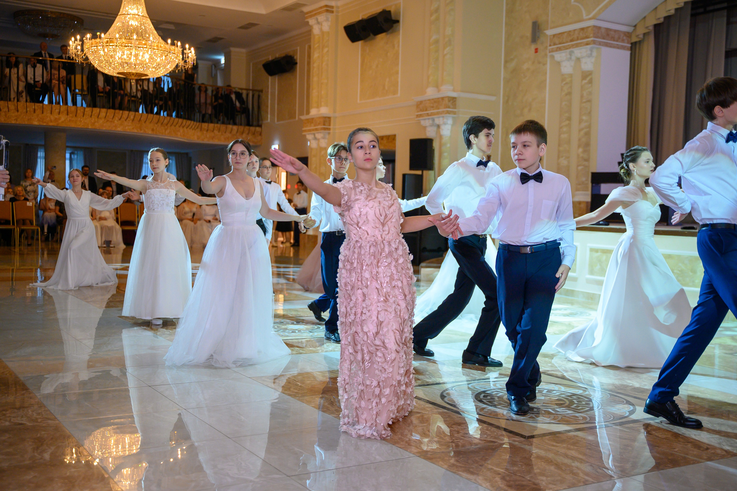 Бал ФМШ 7 класс. Фотограф новорожденных, семейный детский в Тюмени Татьяна Морозова