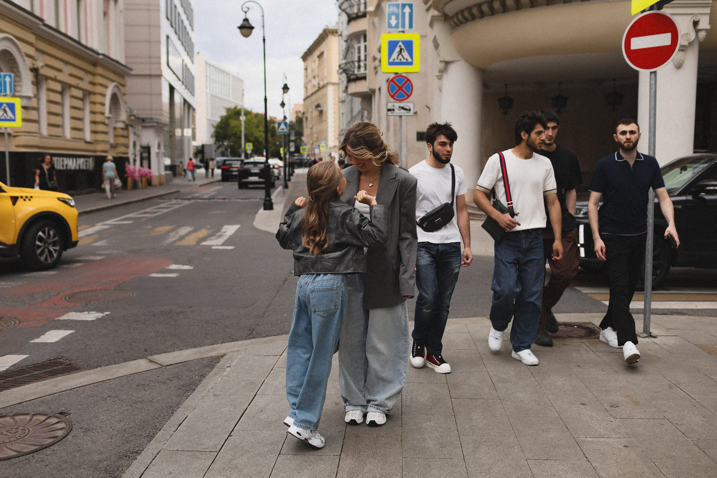 Про Алёну и Миру. Семейный фотограф в Москве Алевтина Носова