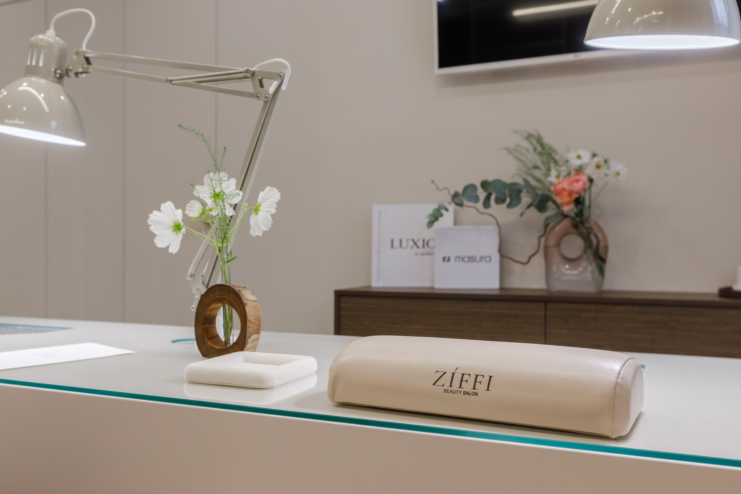 Интерьерная съемка салона красоты. Интерьерный фотограф в Москве Роман Потапов