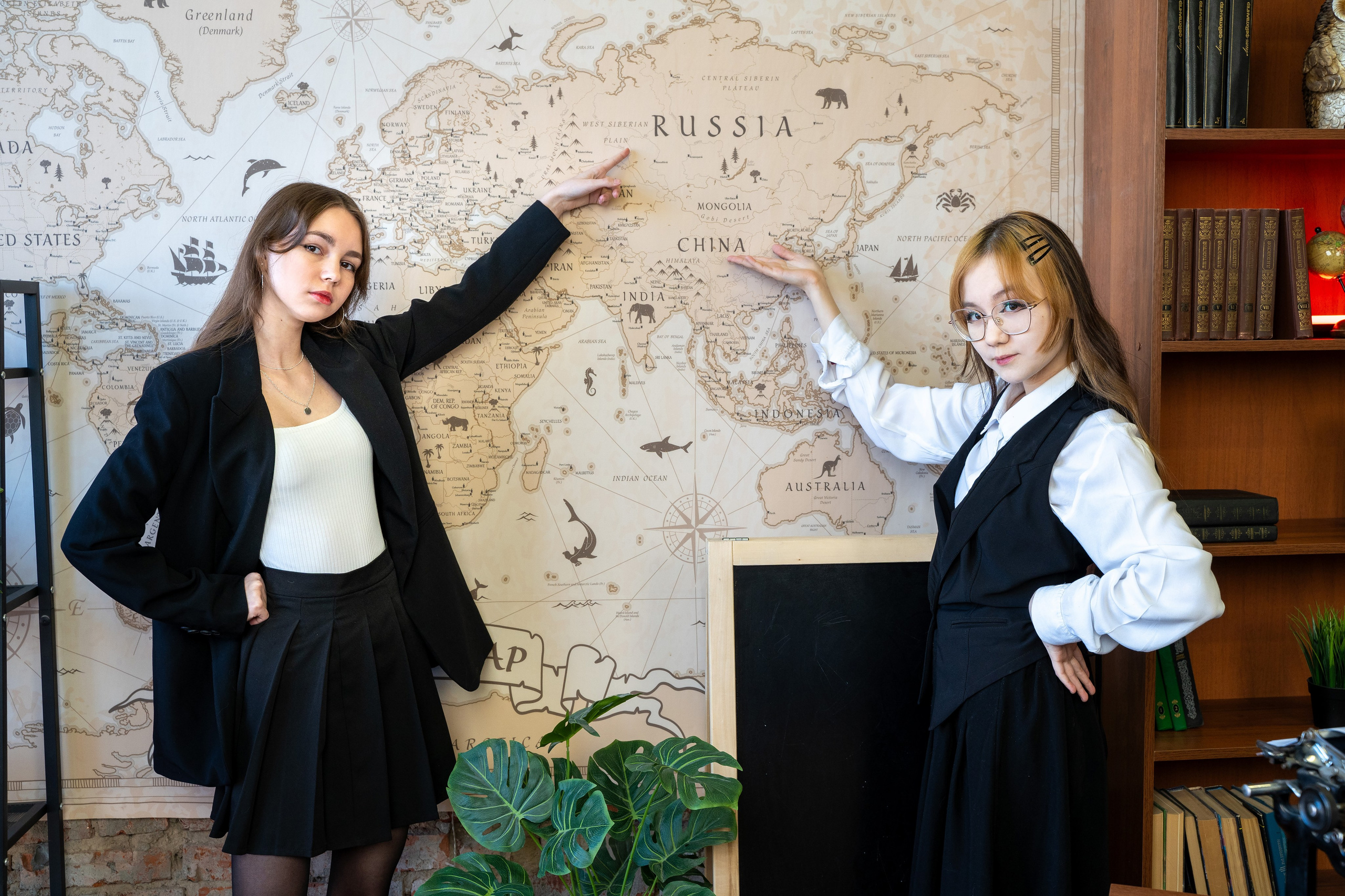 9 — 11 классы. Фотографы в г. Астрахань Сергей и Елена Бовтуновы