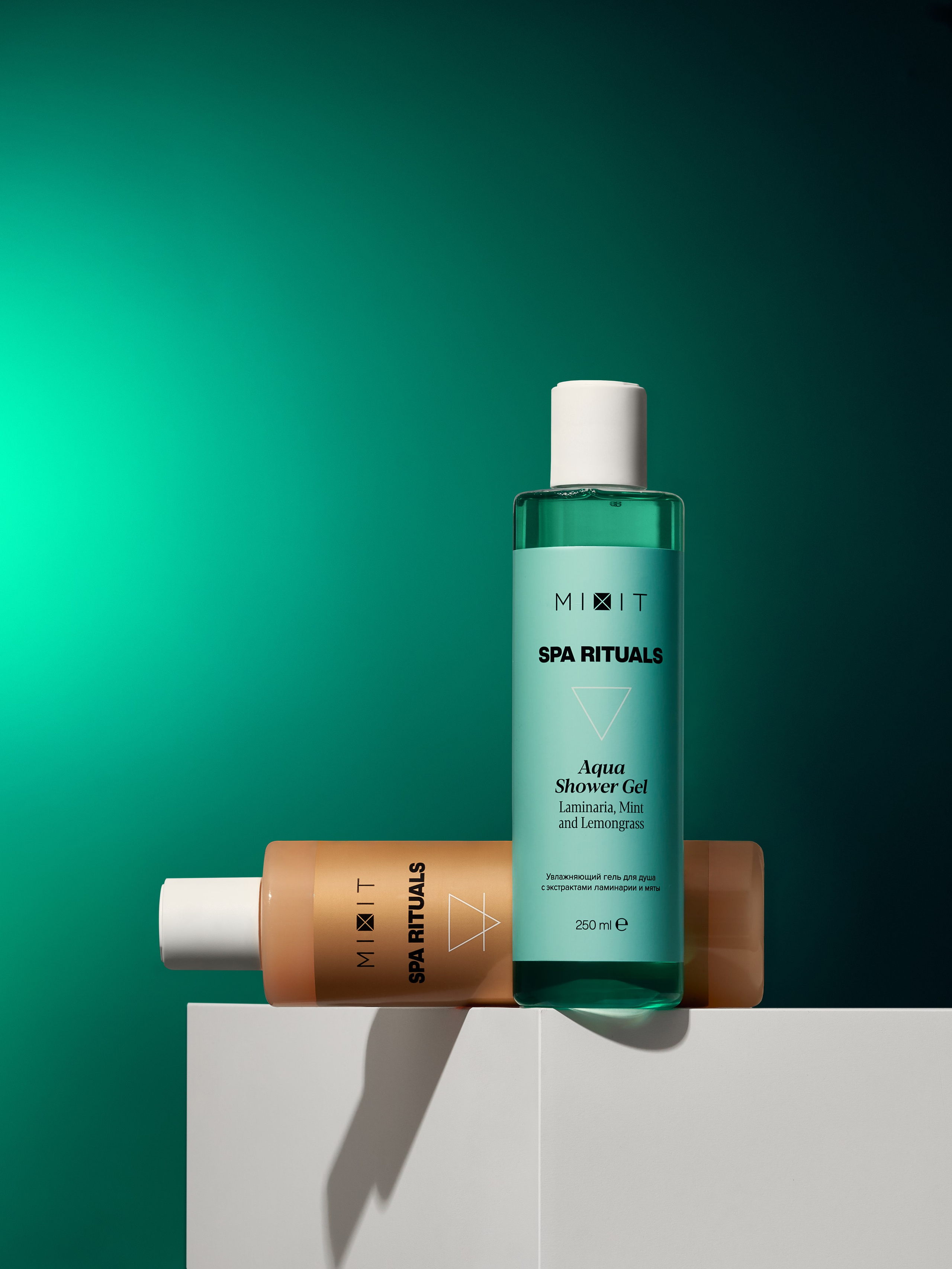 Фотосъемка косметики. Предметный фотограф и видеограф в Москве Марина Гладик