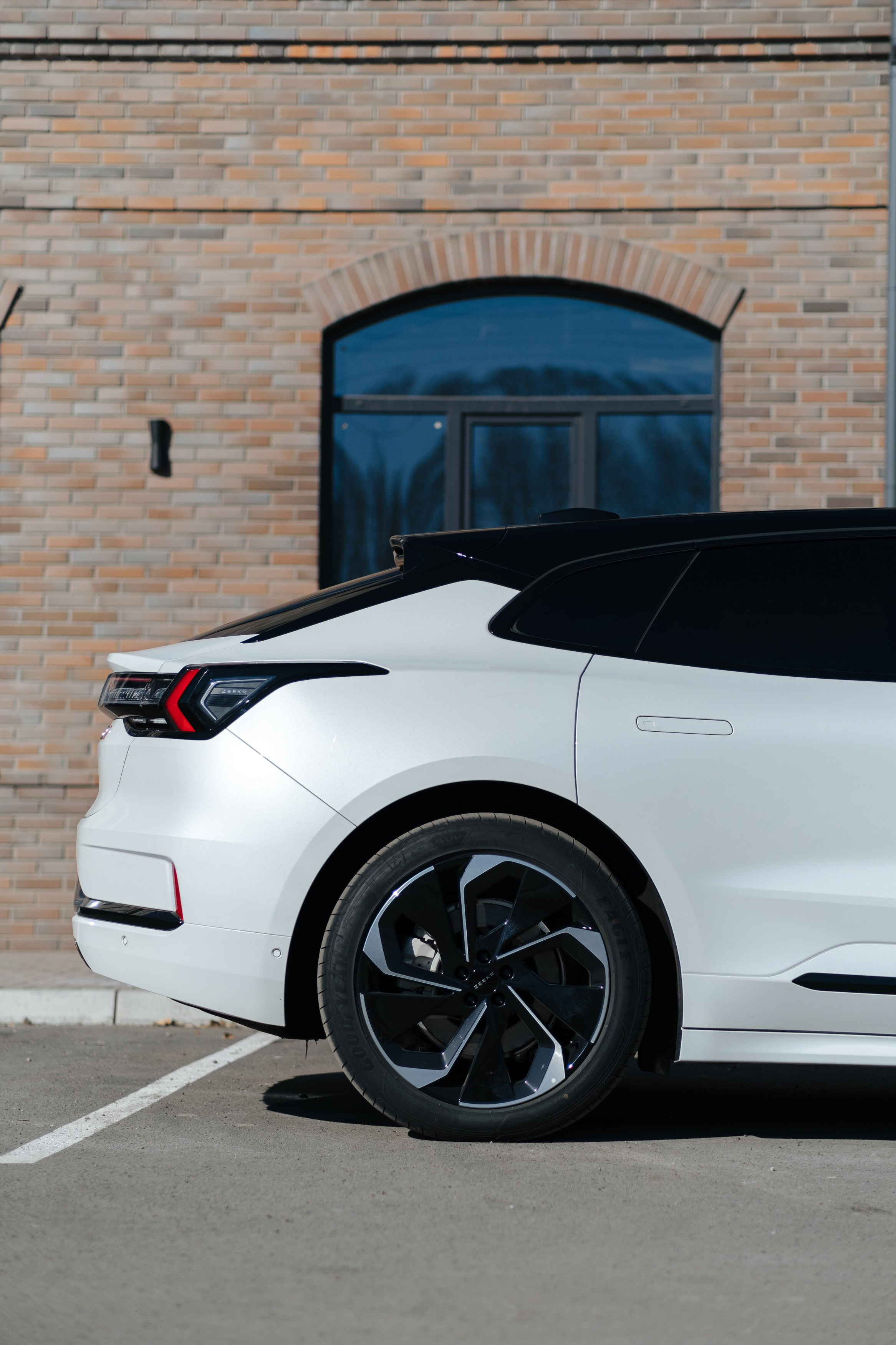 ZEEKR 001. Фуд и предметный фотограф Виталий Морозов г. Москва