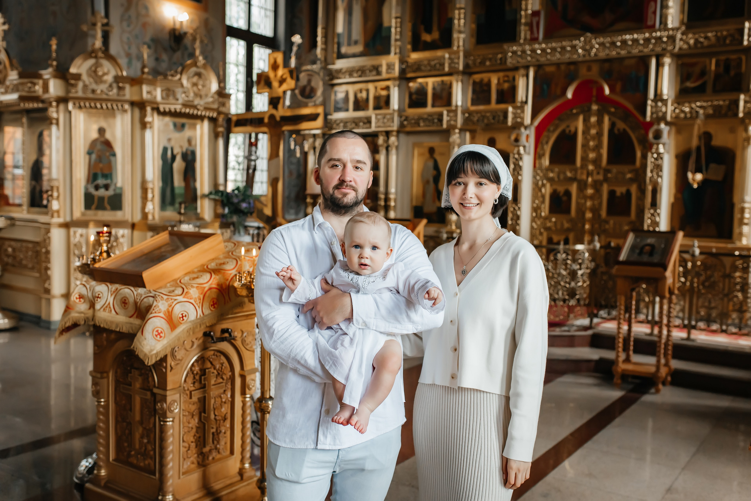 Крещение Артемия в Храме Николая Чудотворца в Ангелово. Фотограф на крещение и венчание Москва  Надежда Баланина