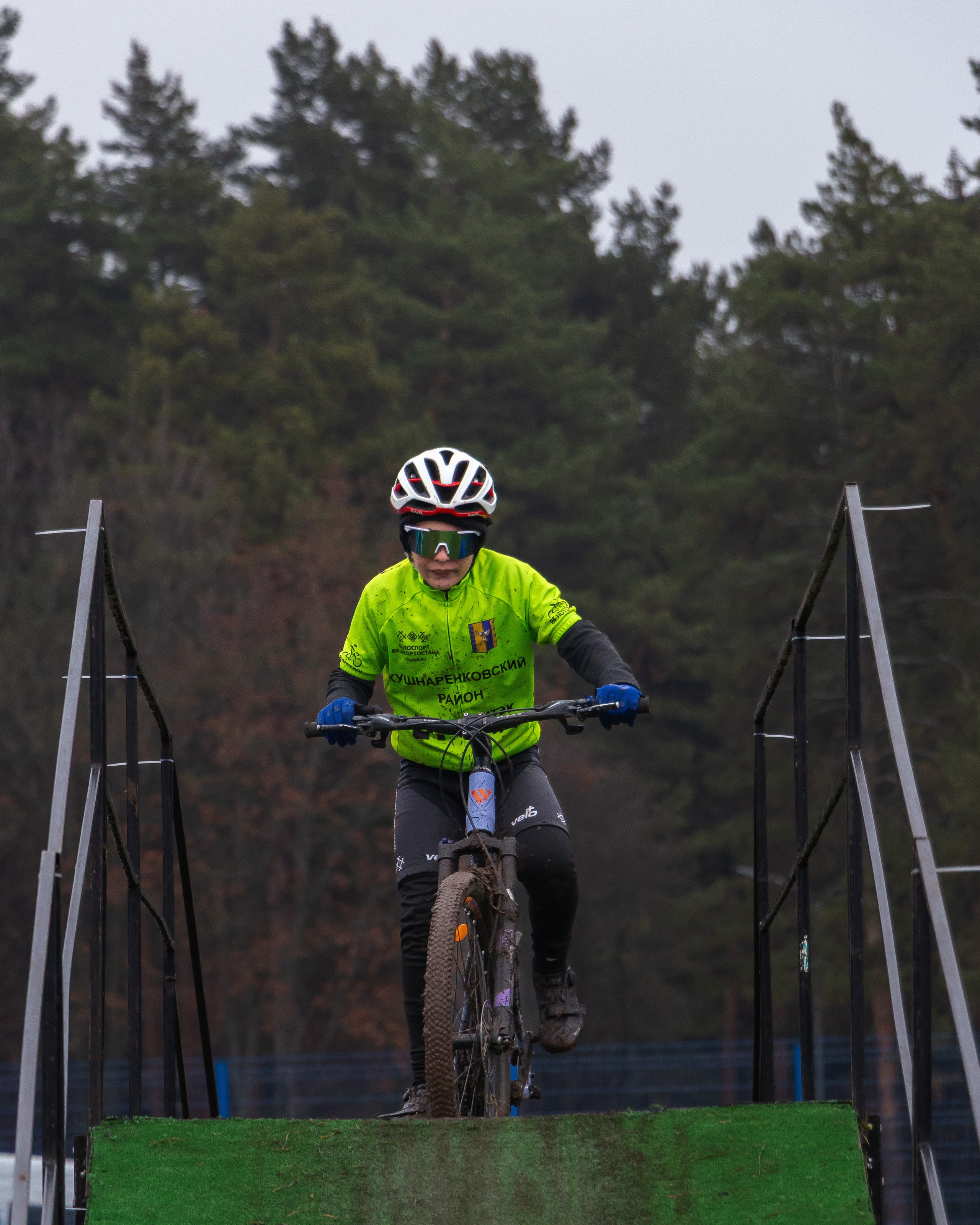 55-й Всероссийский велокросс на призы АО «ИРЗ». Олег Романов. Мастер фото по спорту