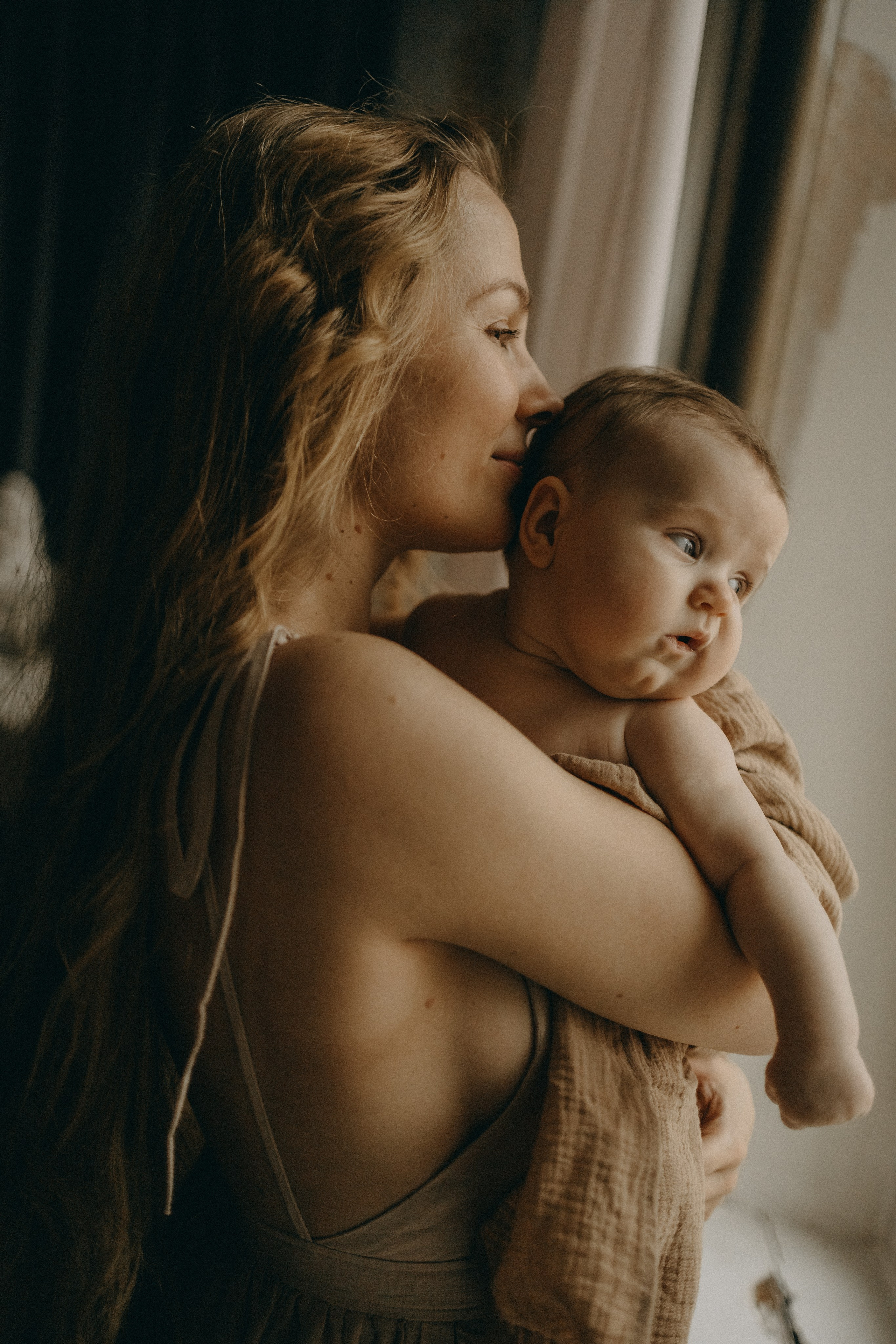 Алена и Виктория. Фотограф женского портрета и семейных историй в жанре life в Нижнем Новгороде Елена Матросова