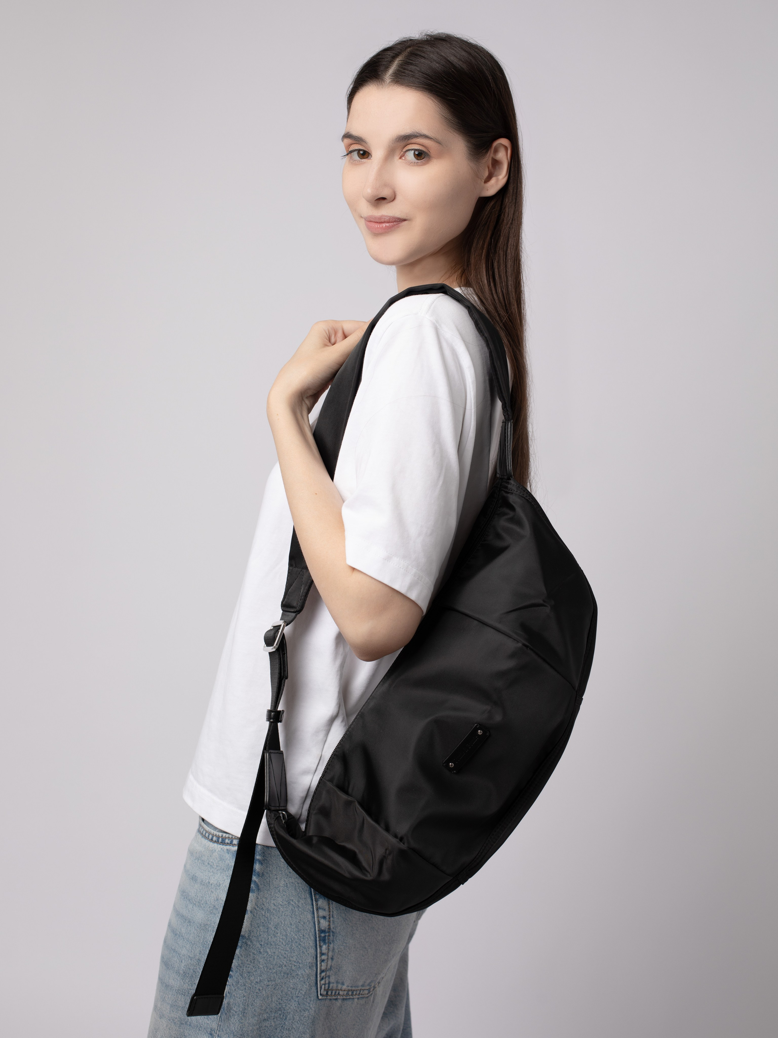 Женские сумки. Фотостудия предметной и модельной съёмки для маркетплейсов