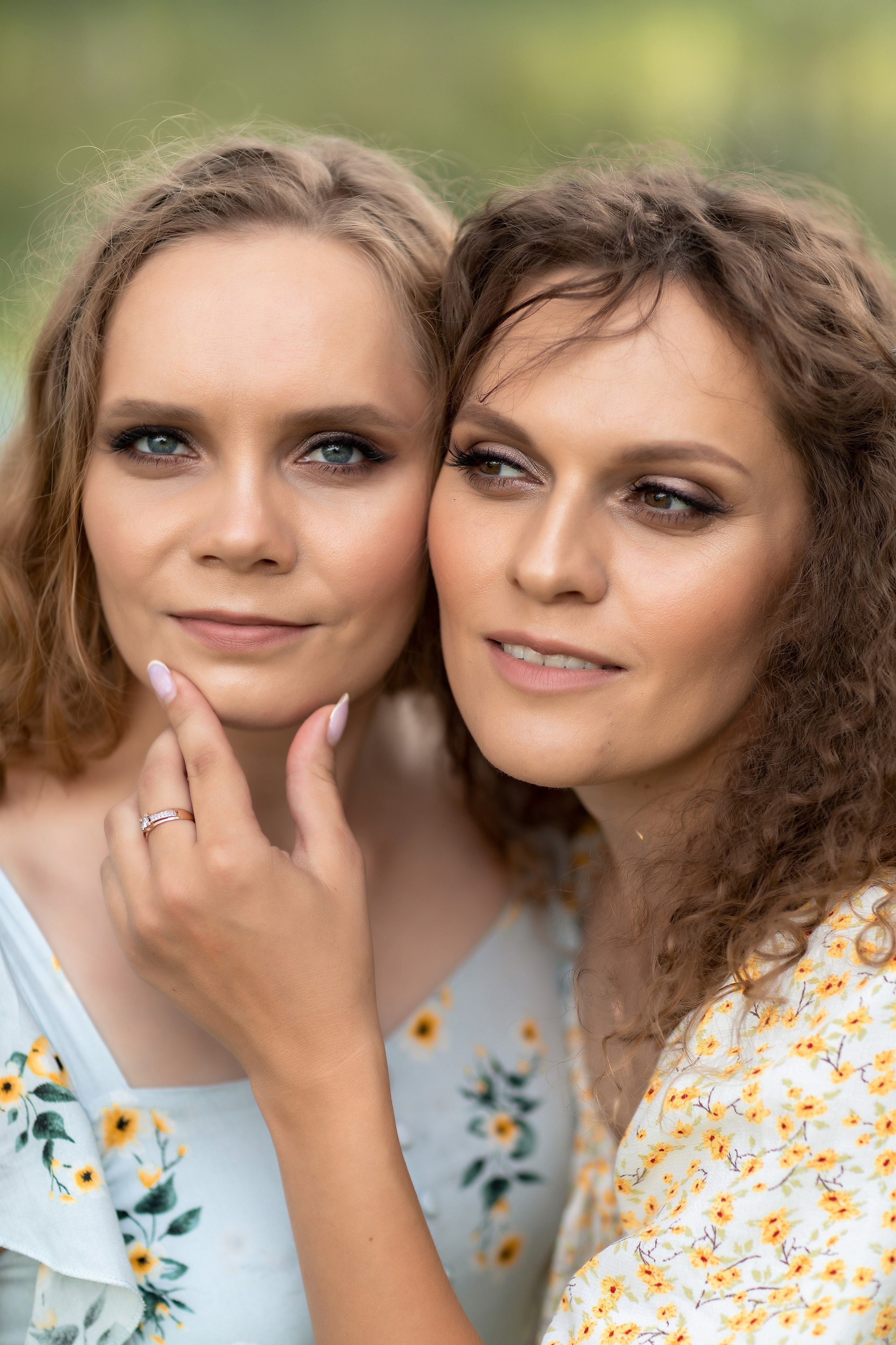 Маша и Наташа. Женский и семейный Фотограф В Усть-Каменогорске Юлия Журавлева