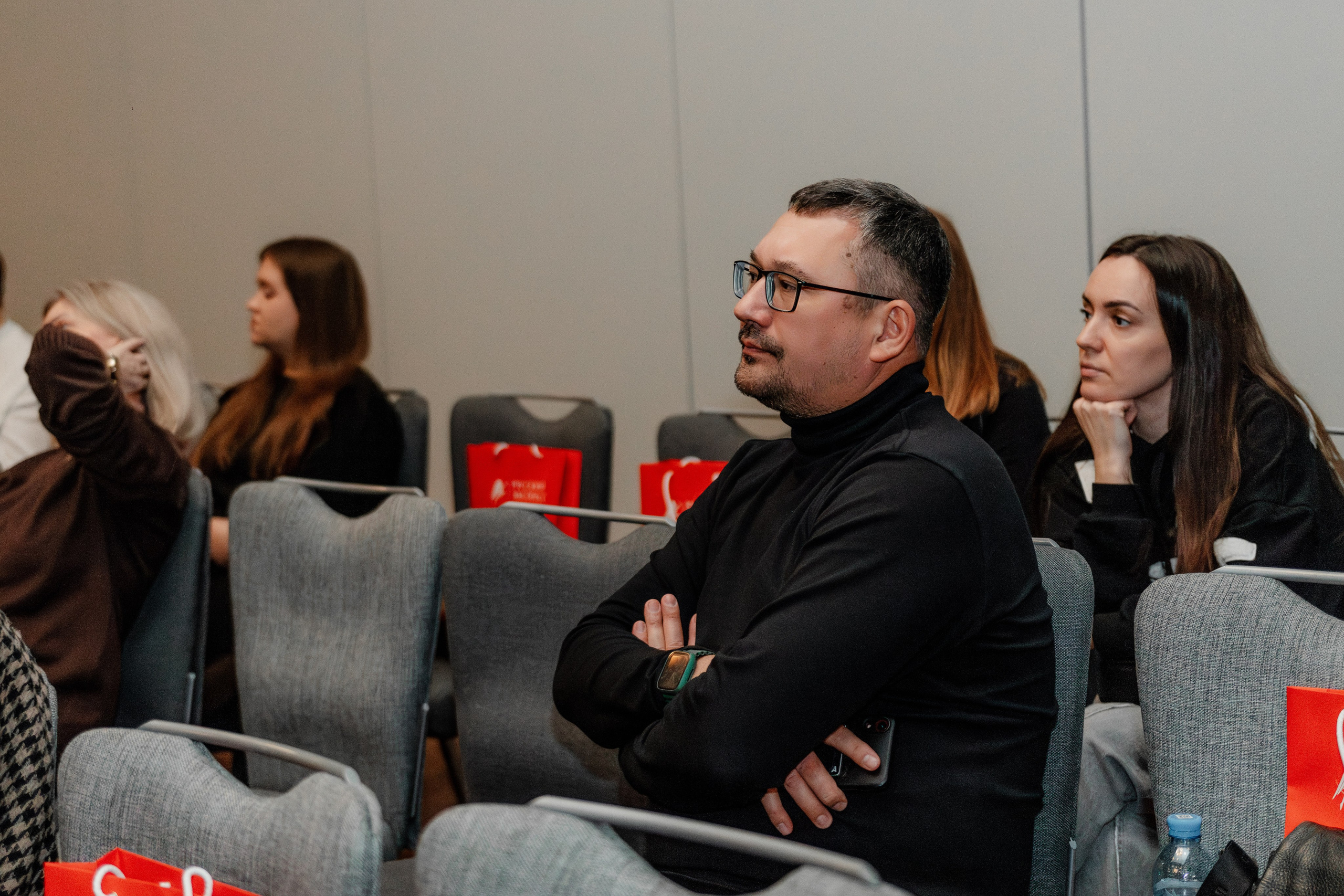 РУССКИЙ ЭКСПРЕСС