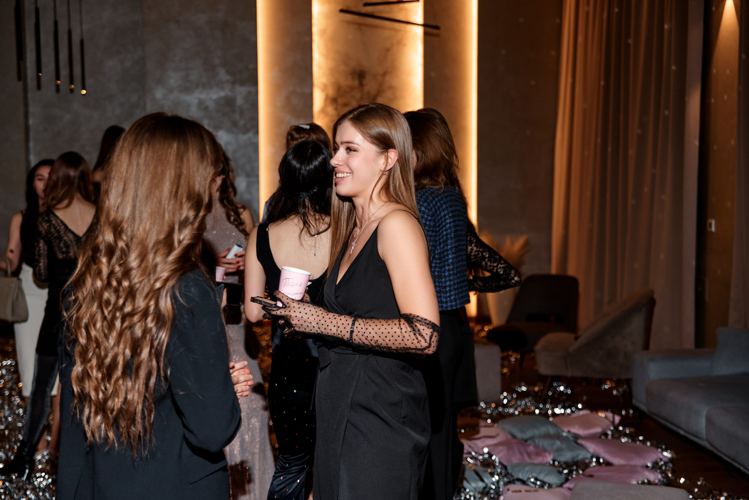 Маскарад THAT GIRLS. Анна Гончарова свадебный и репортажный фотограф в Москве