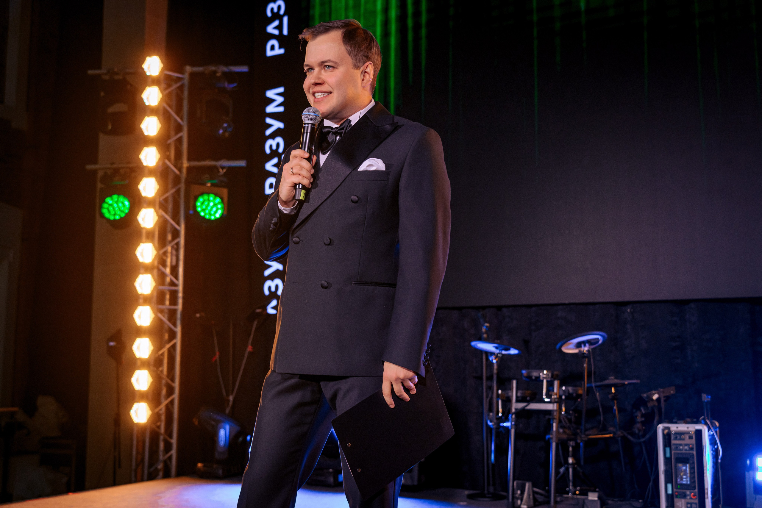 РАЗУМ. Максим Комаров — Профессиональный фотограф