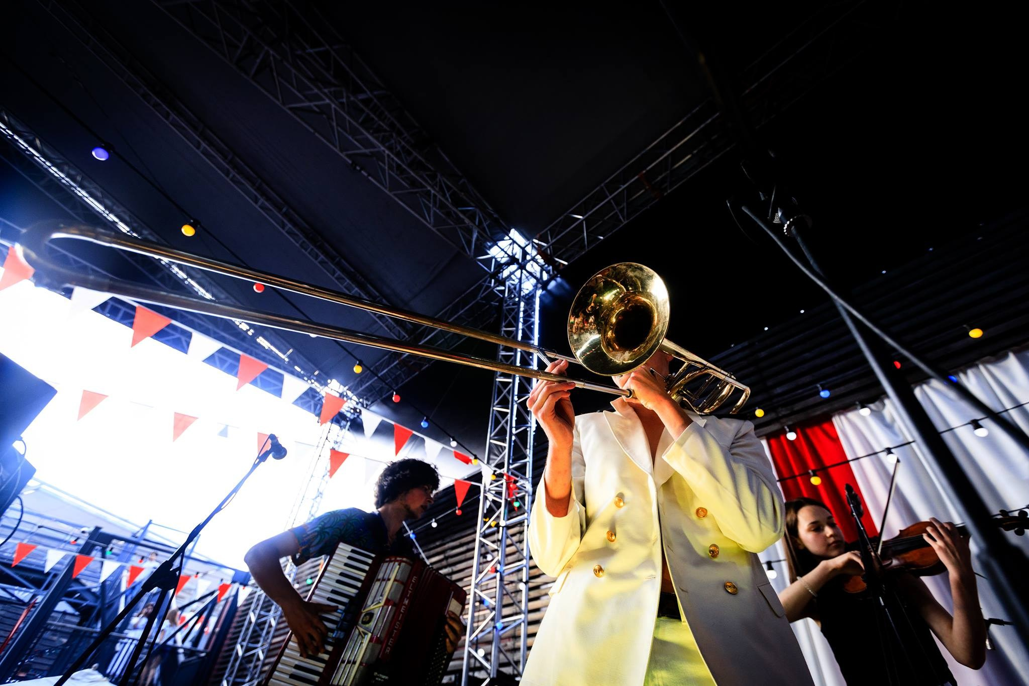 19 августа 2018 на Стрелке / фото Лена Стребкова. Фотоотчеты «Ламбада-маркета»