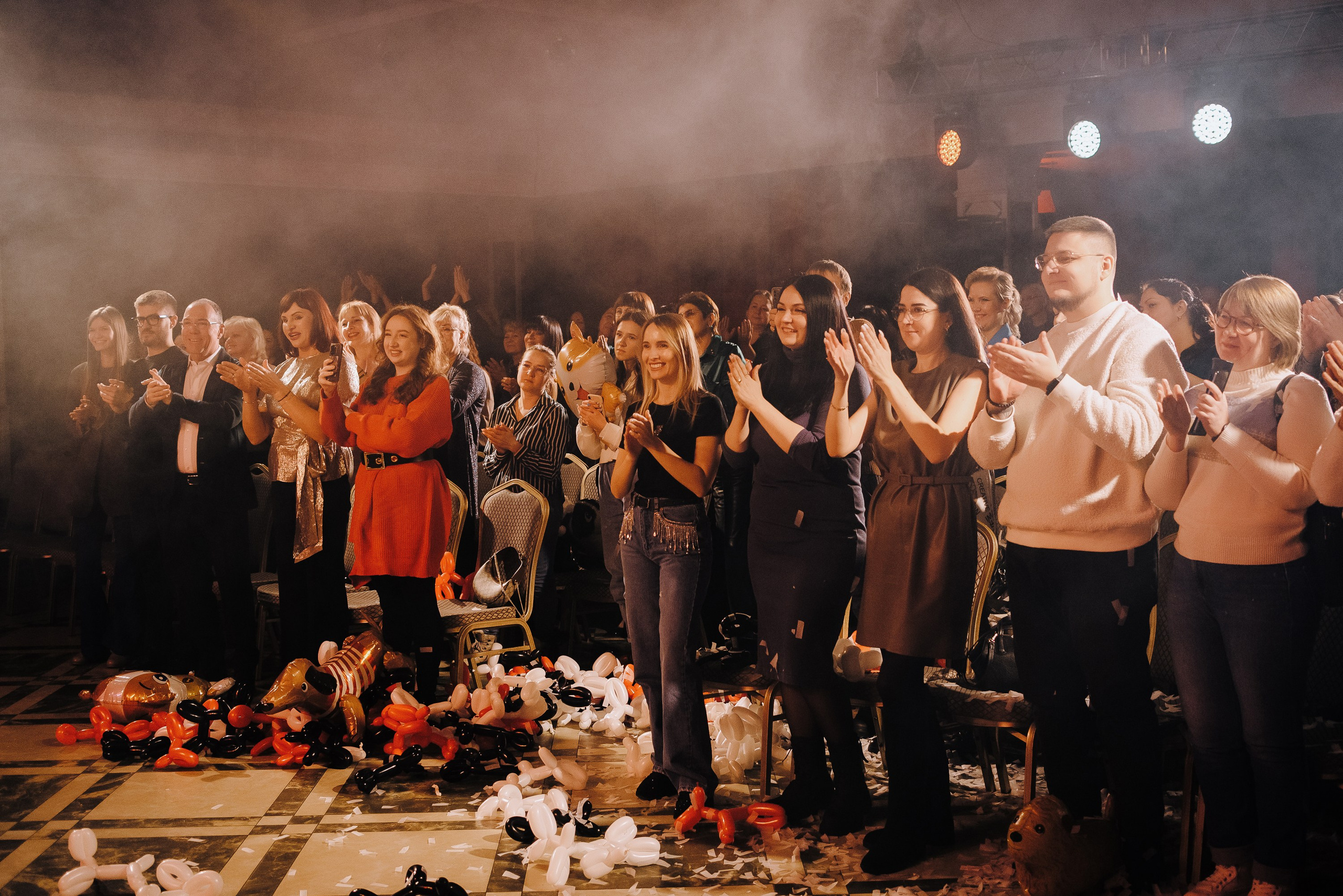 СПЕКТАКЛЬ «ВОЛШЕБНЫЕ ОЧКИ» ОПТИК-ЦЕНТР. Репортажный фотограф Зуев Роман г. Челябинск