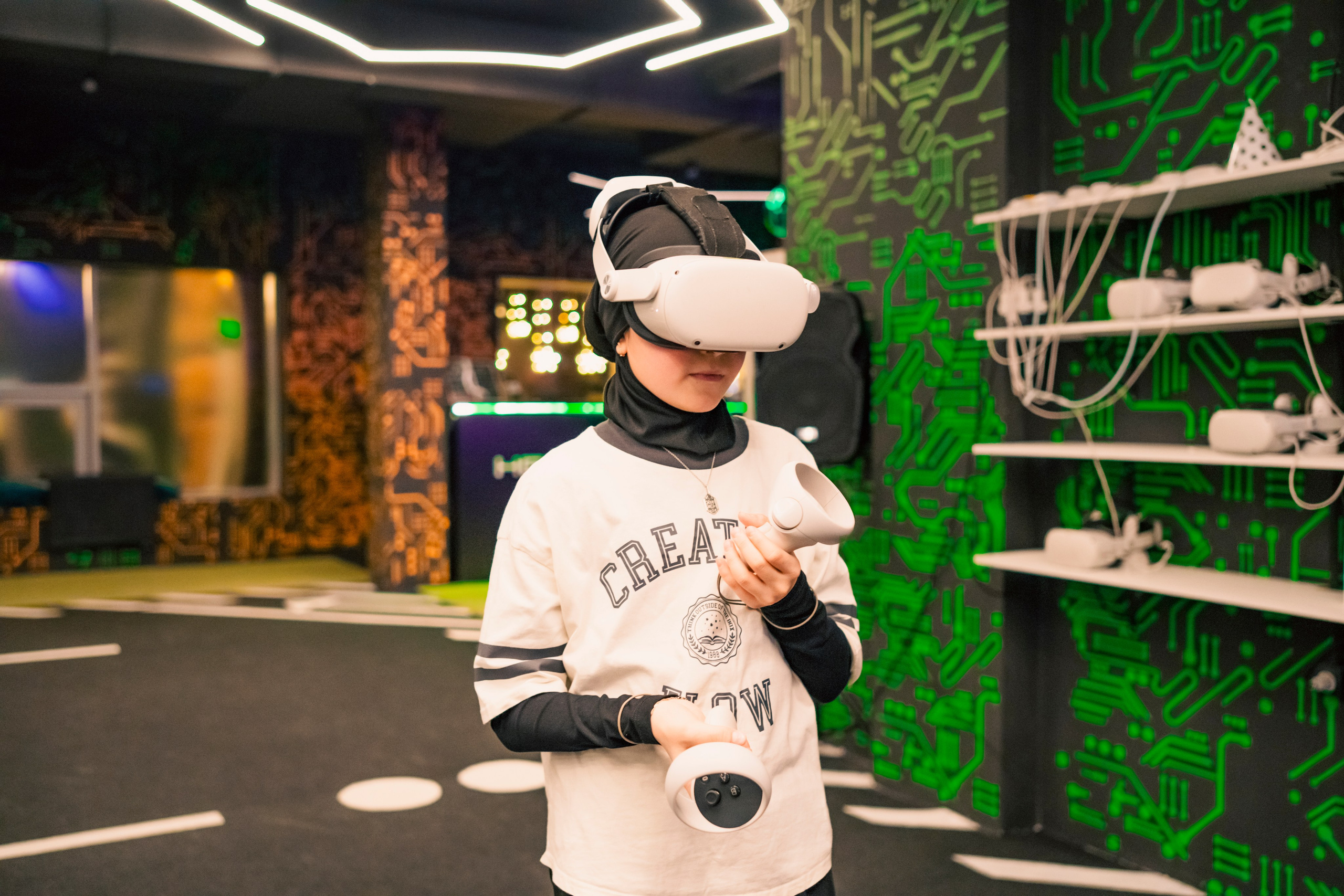 VR (November-December 2024). Felixtones