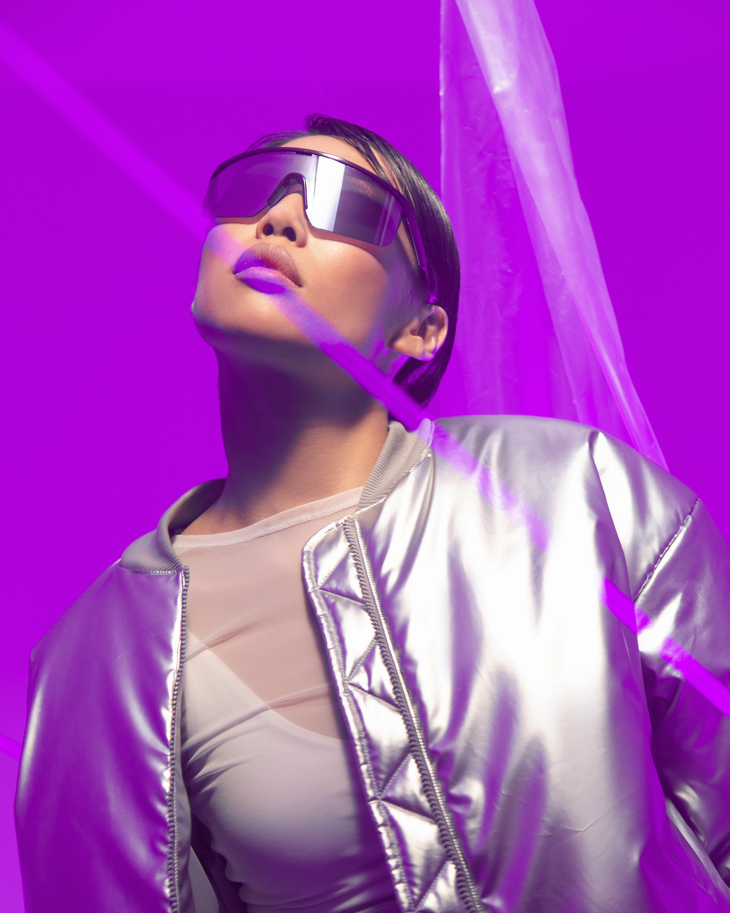 Лаура. Коммерческий контент фотограф для маркетплейсов в Новосибирске