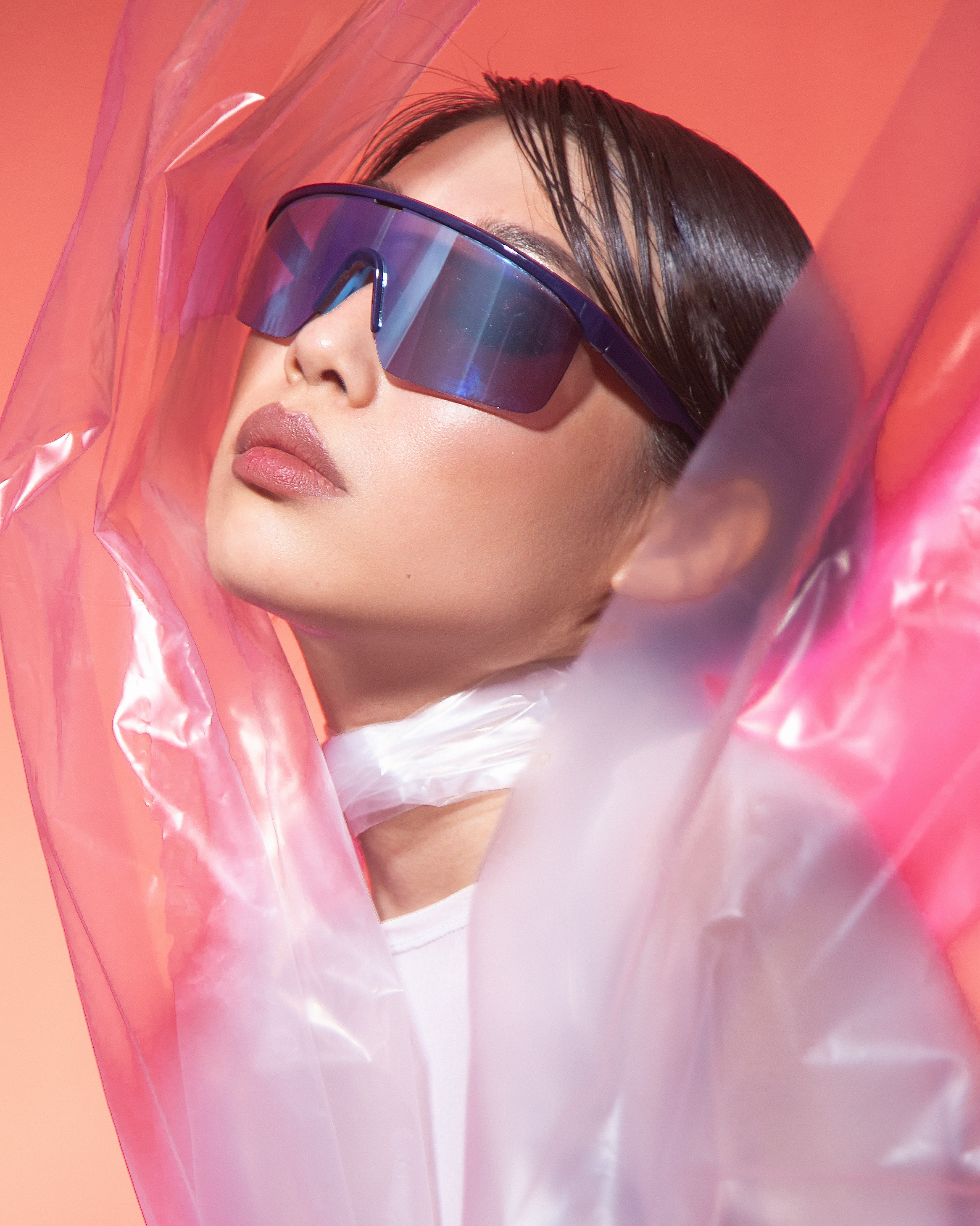 Лаура. Коммерческий контент фотограф для маркетплейсов в Новосибирске