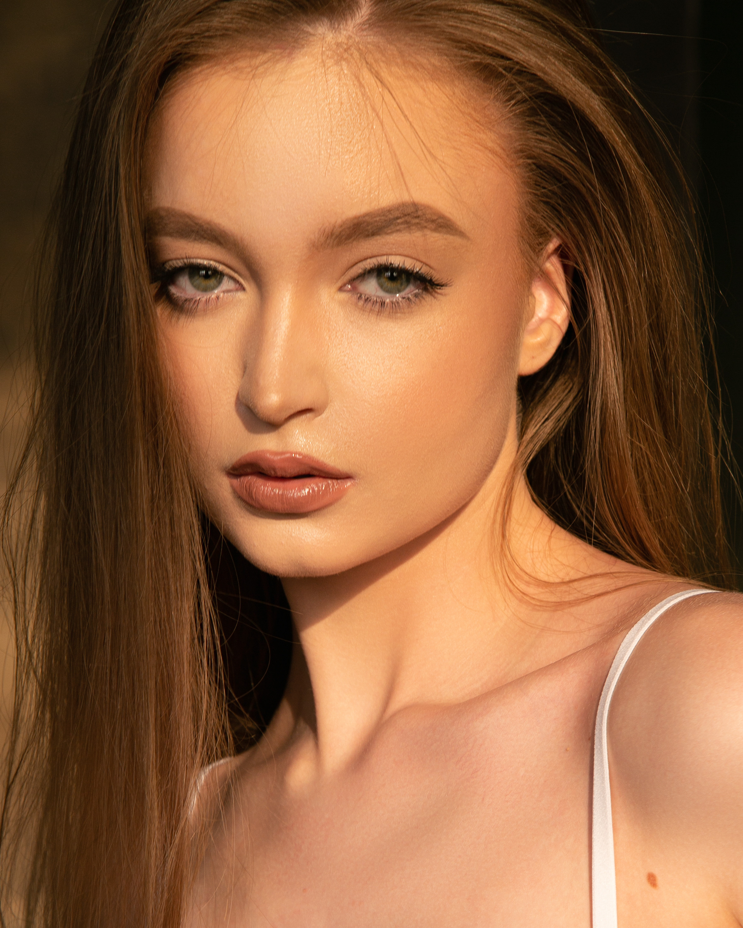 Вика. Коммерческий контент фотограф для маркетплейсов в Новосибирске