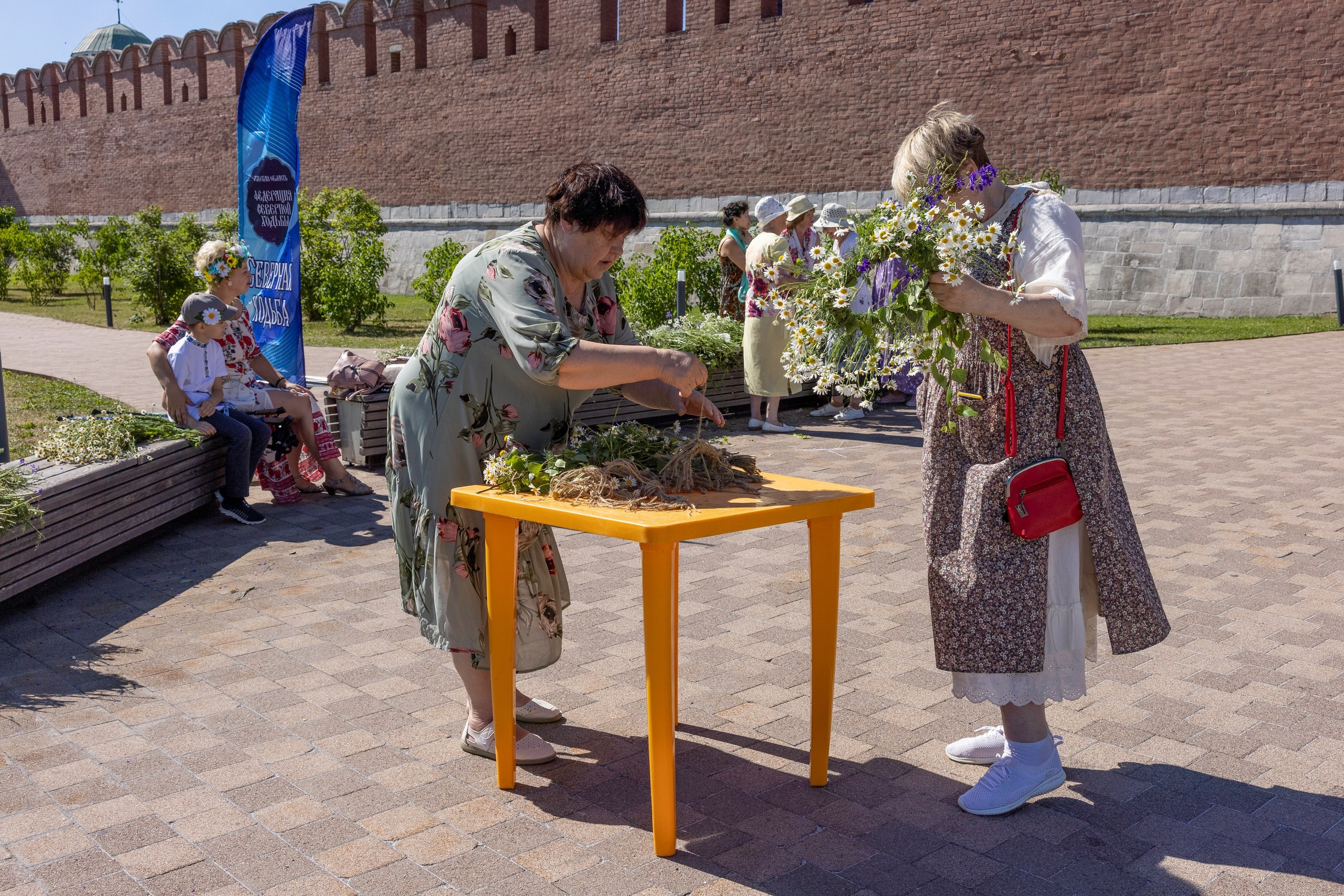 Фестиваль «Ромашковый хоровод». Северная ходьба. Фотограф в Туле Крупский АнДРей. Фотостудия «КАДР71» в Туле