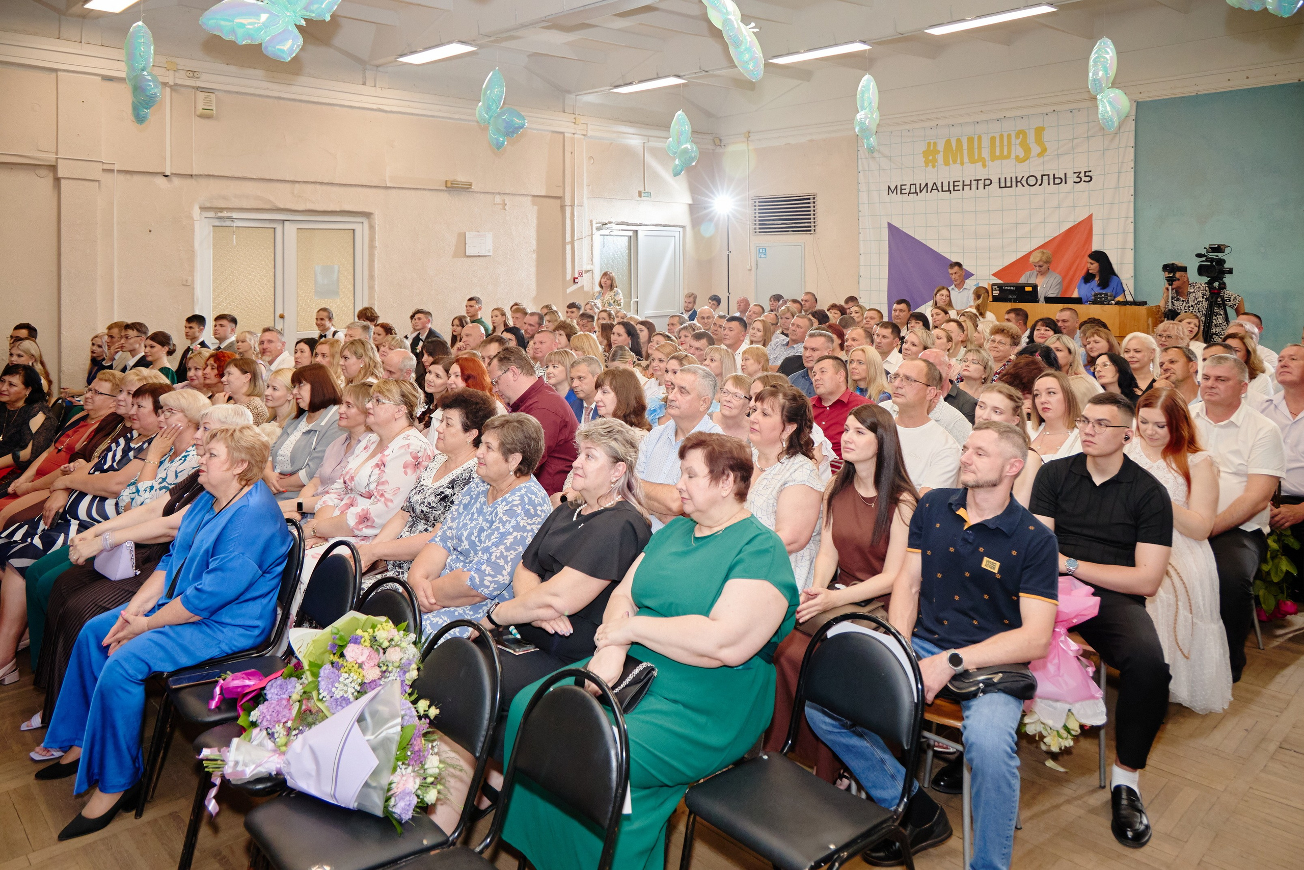 Выпускной 35 Сош. Фотограф Выпускные альбомы Таганрог Сергей Коробченко