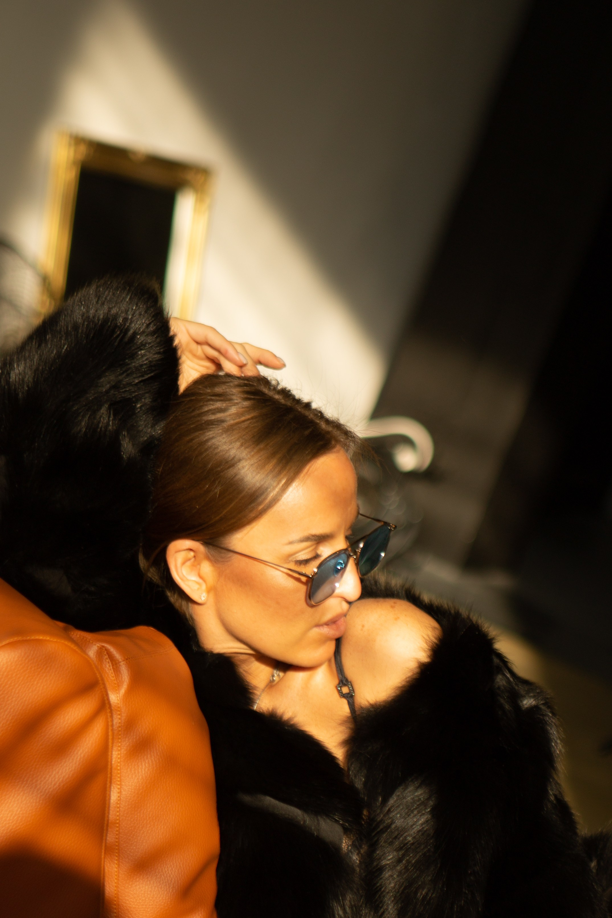 Маша. Контакты