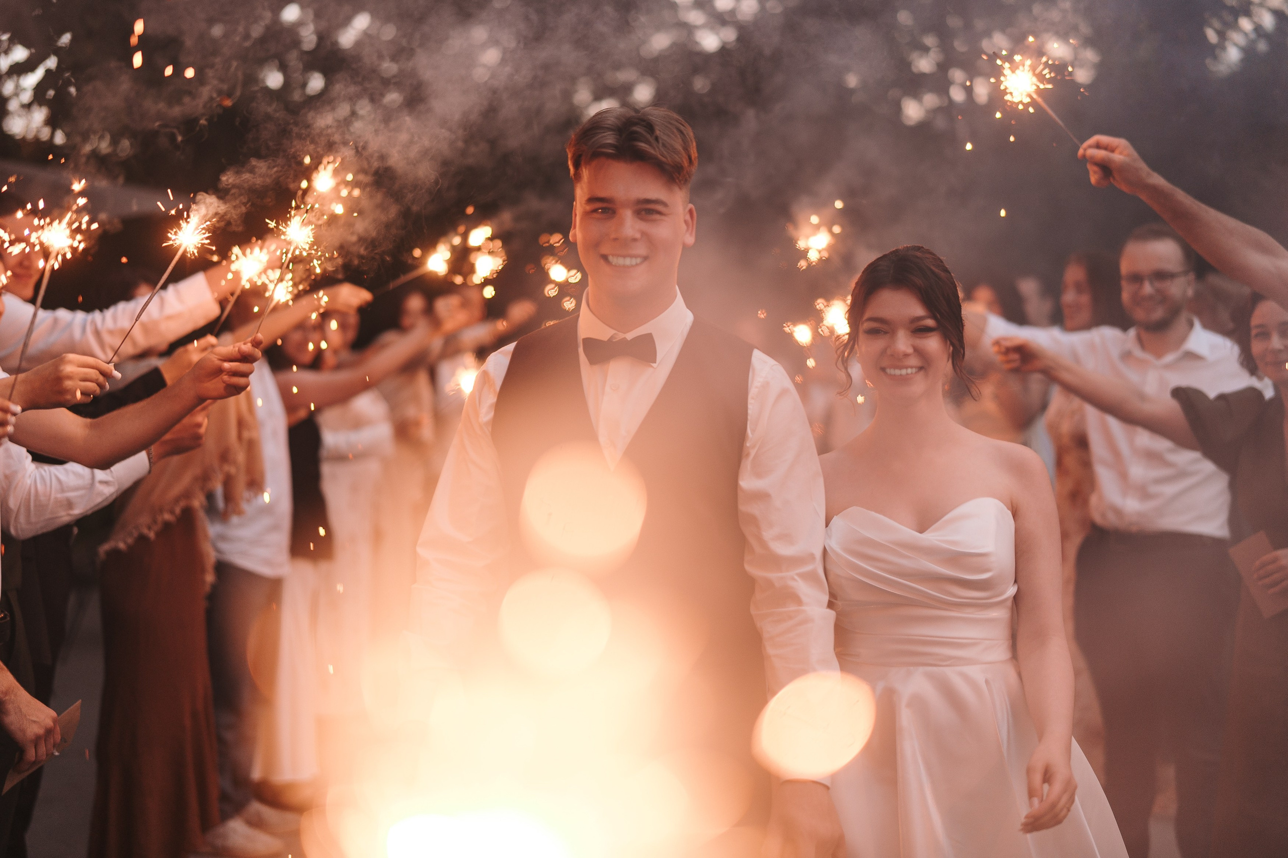 ВЕДУЩИЙ АЗАТ ГАЙСИН, ВИДЕОГРАФ ИЛЬНАР АХМАДУЛЛИН, ШАТЕР М5 ХОТИМ ЕДИМ