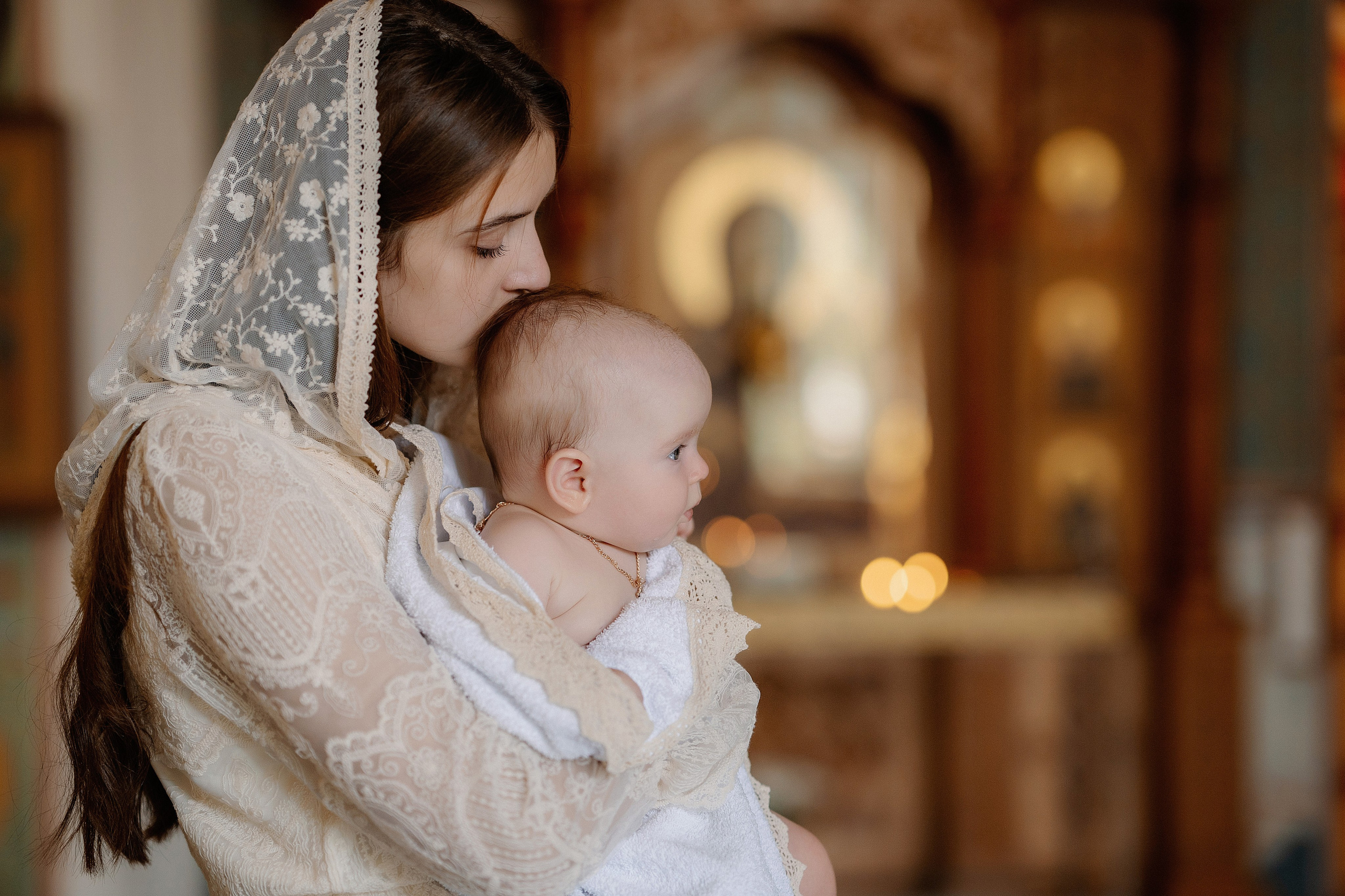 Крещение Софии. Фотограф на Крещение и Венчание в Красноярске Рамазанова Юлия