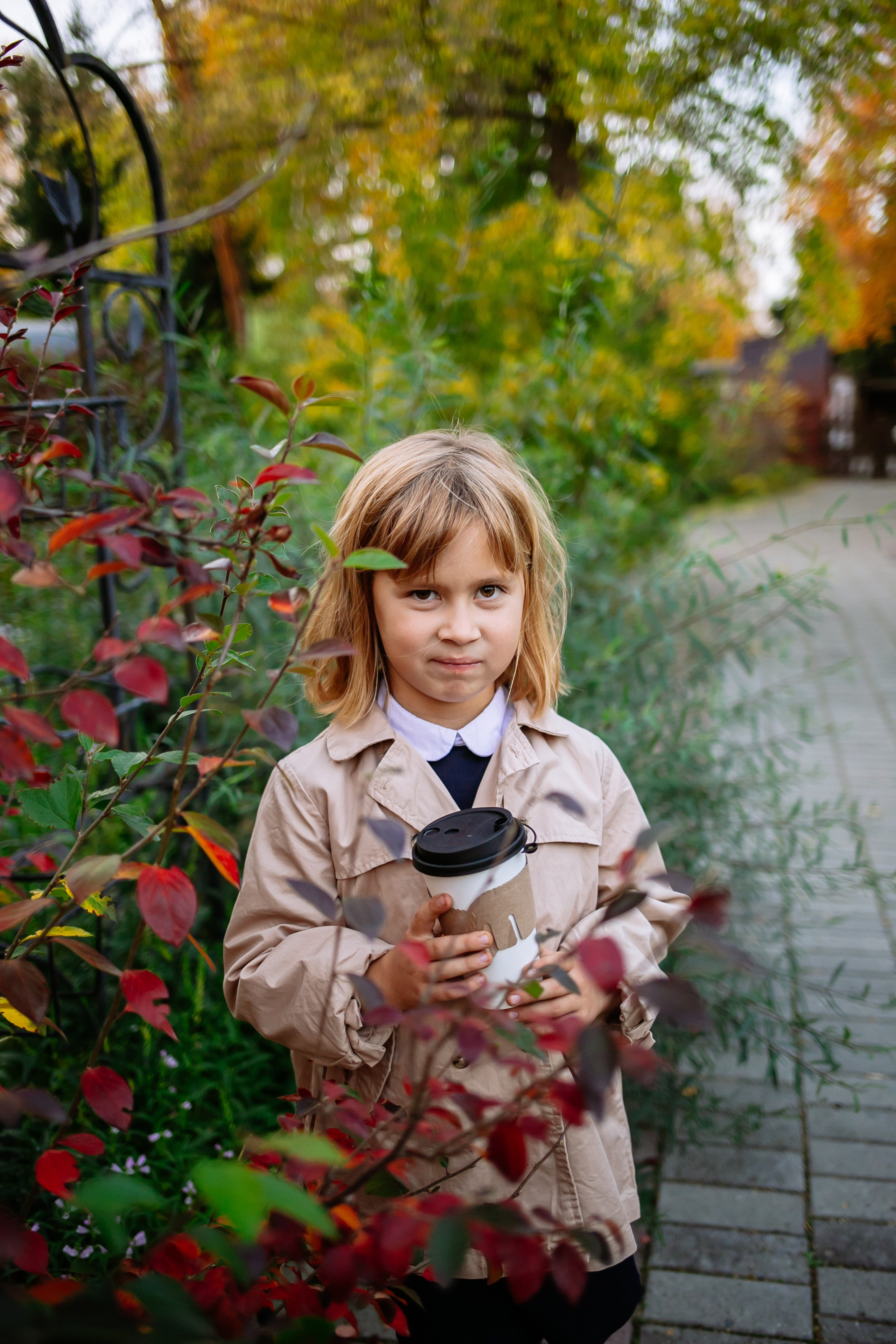 Юля, Анюта, Есения