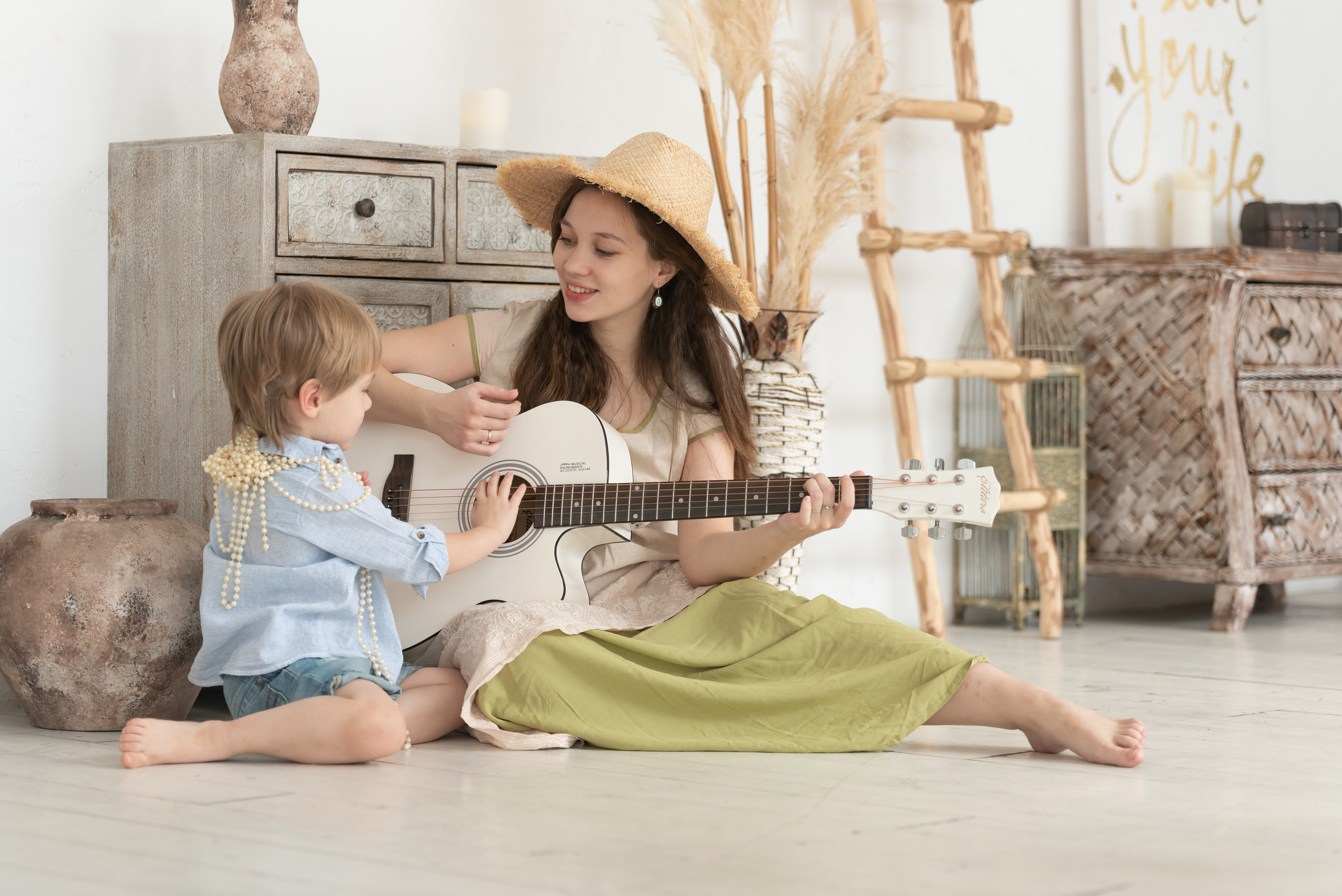 ВОЛШЕБНОЕ НАСТРОЕНИЕ