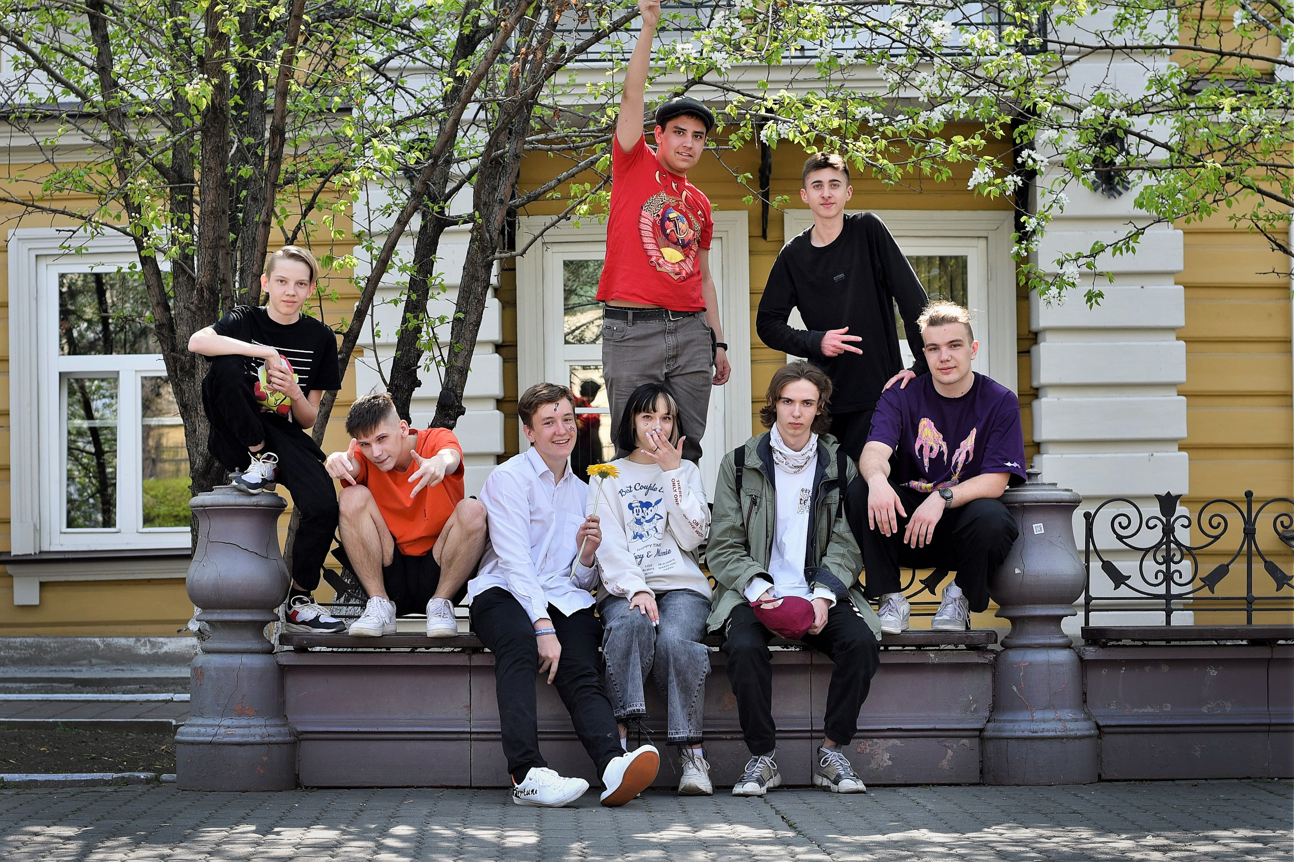 ФОТОСЕССИЯ В ПАРКЕ весна. Школьный фотограф ЛАРИСА МАТВЕЕНКО