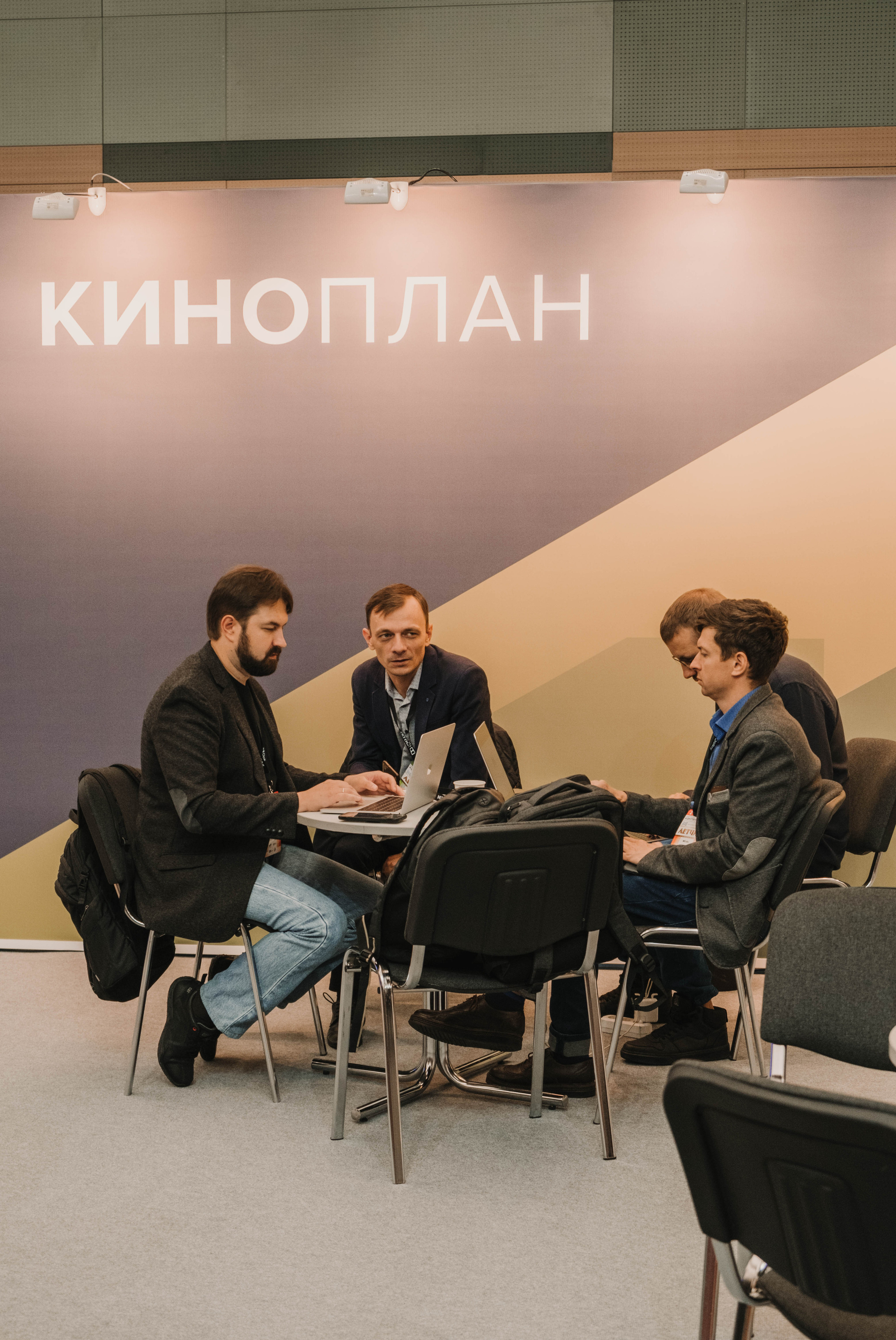 СПбМКФ 2021. Портретный и репортажный фотограф Ульяна Белчанская