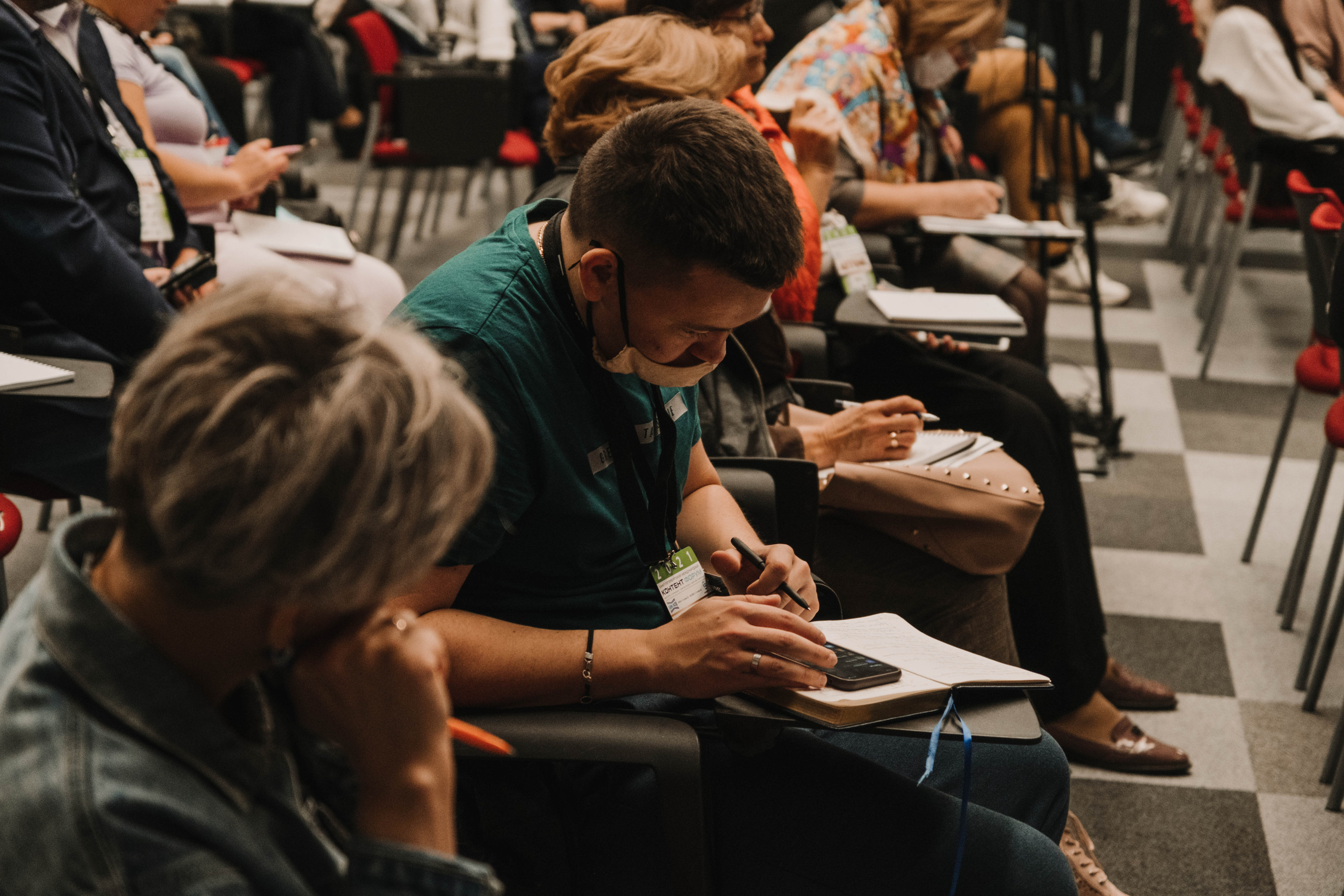 СПбМКФ 2021. Портретный и репортажный фотограф Ульяна Белчанская