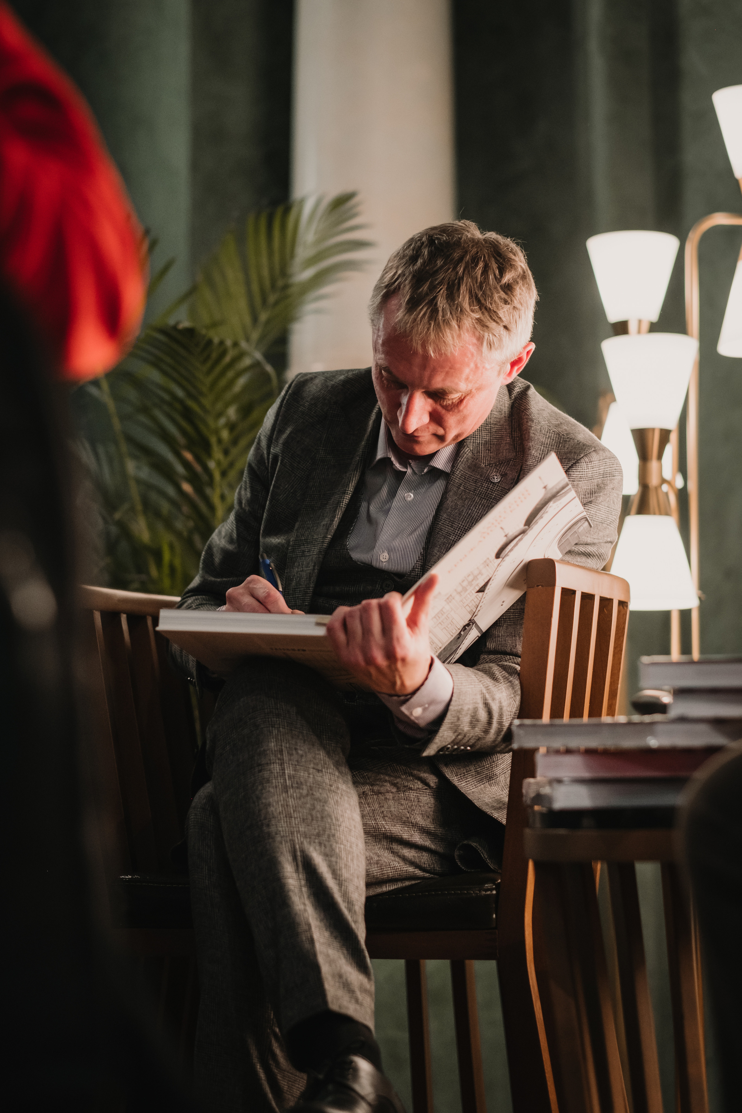 Презентация книги Александра Чепеля. Портретный и репортажный фотограф Ульяна Белчанская