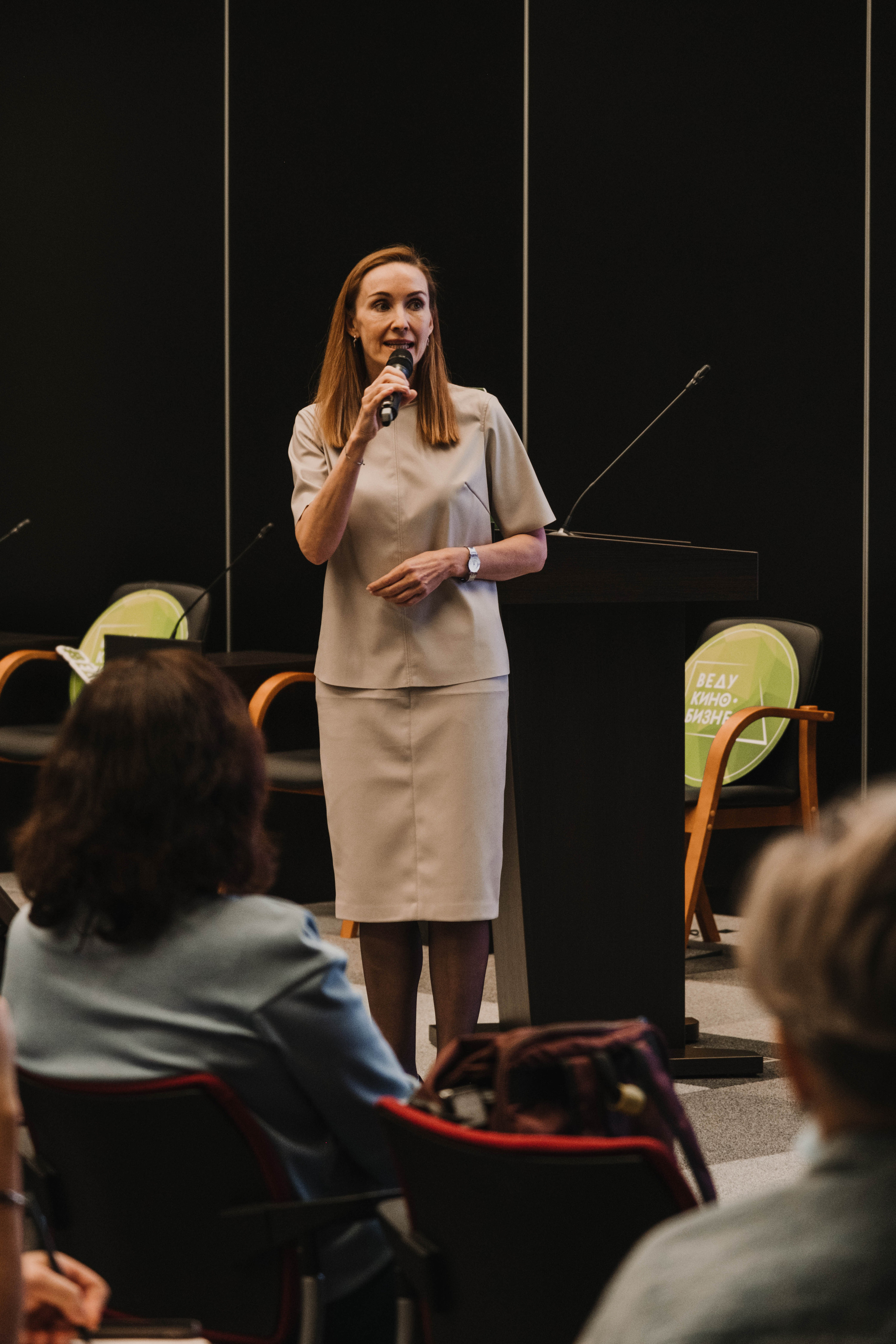 СПбМКФ 2021. Портретный и репортажный фотограф Ульяна Белчанская