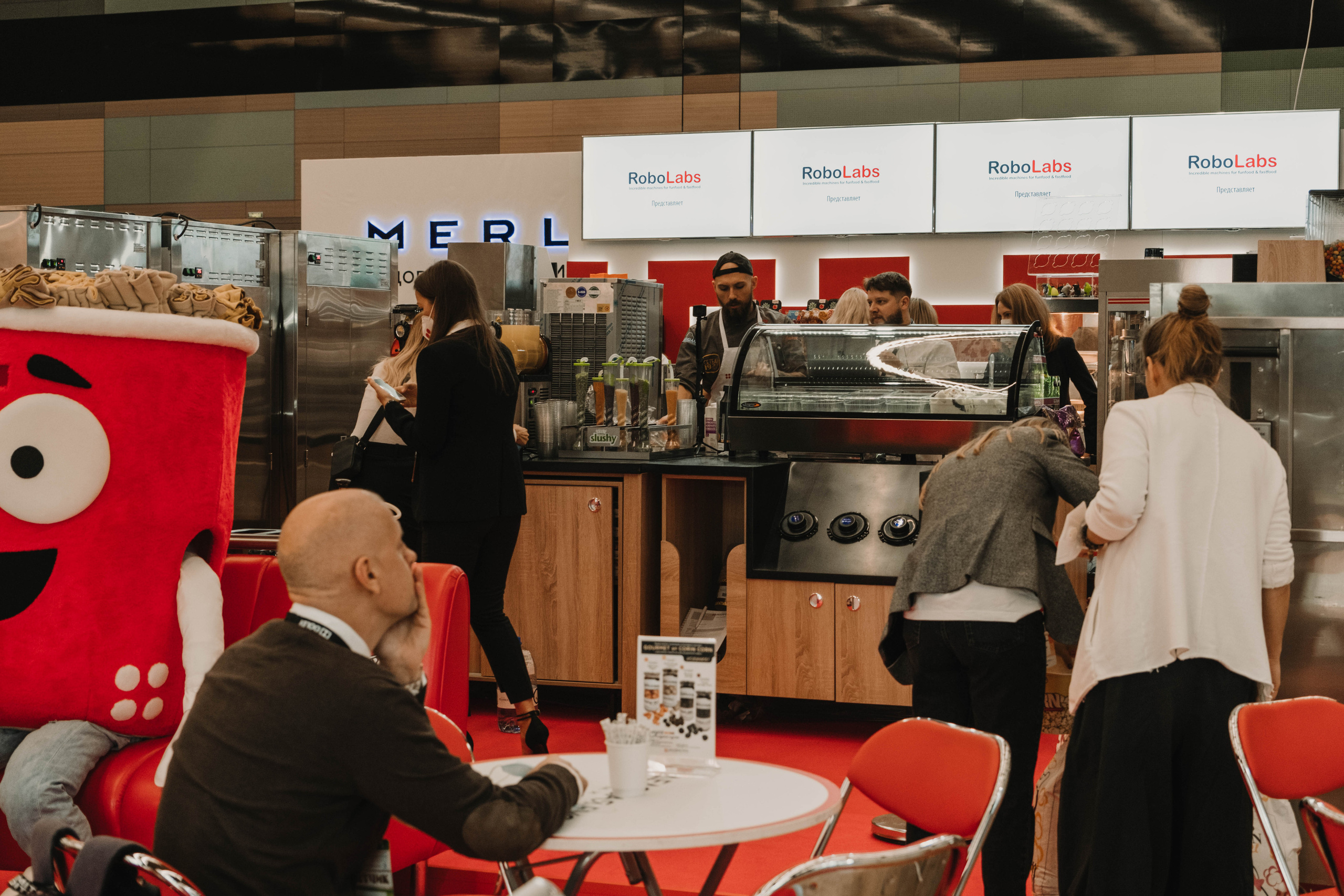 СПбМКФ 2021. Портретный и репортажный фотограф Ульяна Белчанская