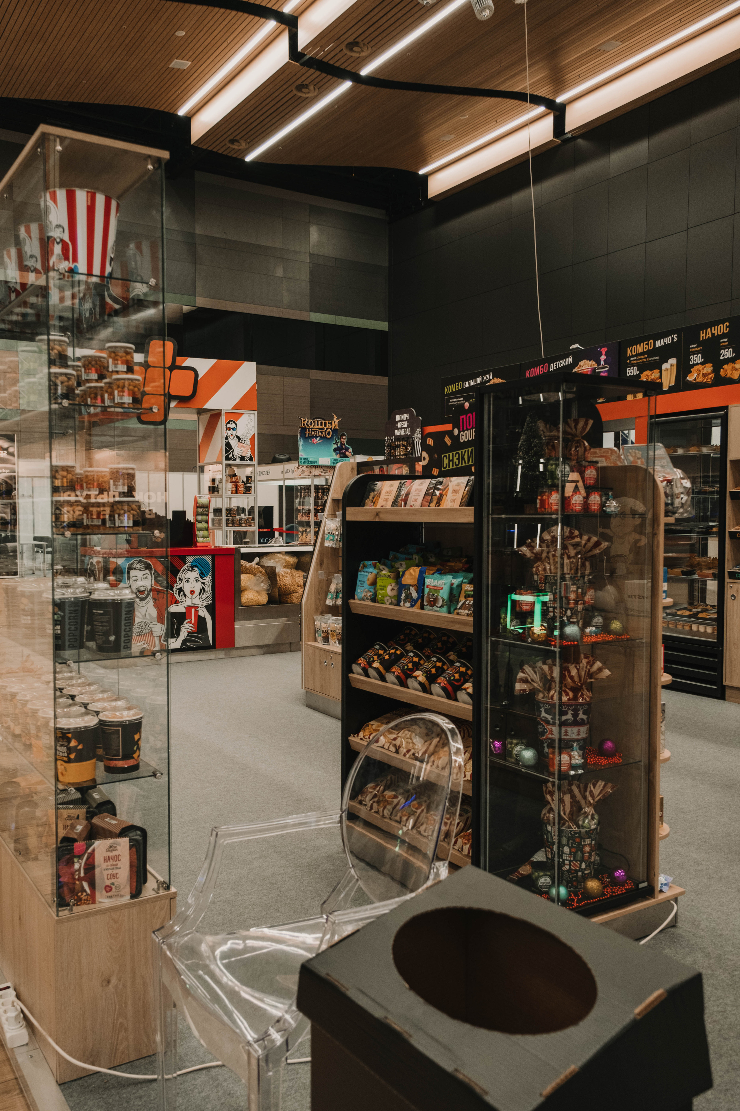 СПбМКФ 2021. Портретный и репортажный фотограф Ульяна Белчанская