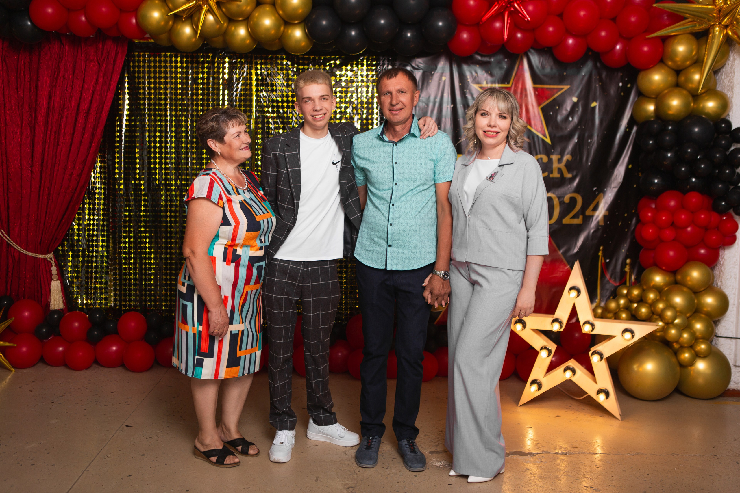 ФОТОСЕССИЯ С РОДИТЕЛЯМИ «ВЫПУСКНОЙ» 2024 г. 9 ШКОЛА г. МЦЕНСК. ТВОЙ АЛЬБОМ / ТВОИ ПРАВИЛА