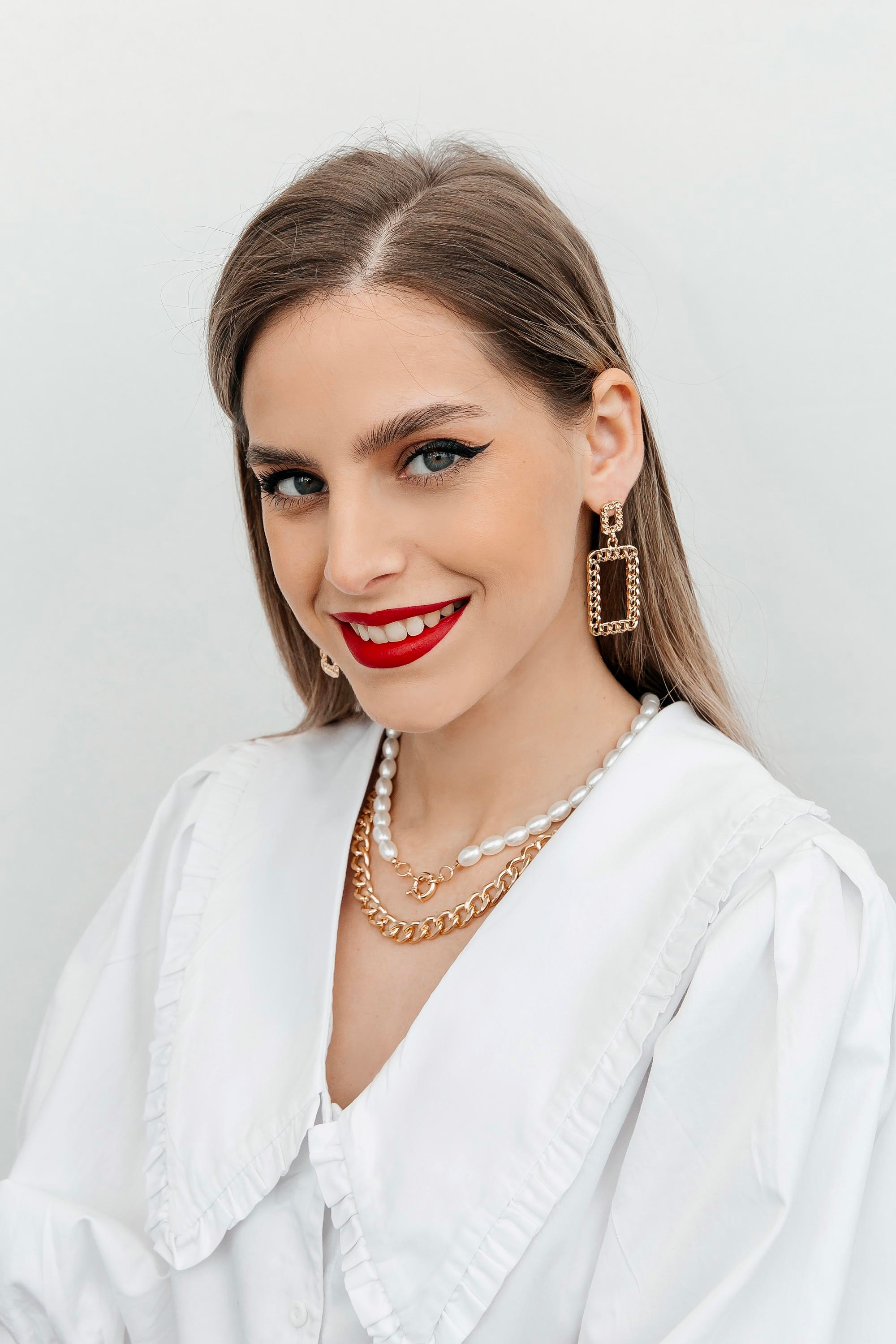 Фотосъемка украшений и аксессуаров. Фото для Маркетплейсов -Озон, Валберис