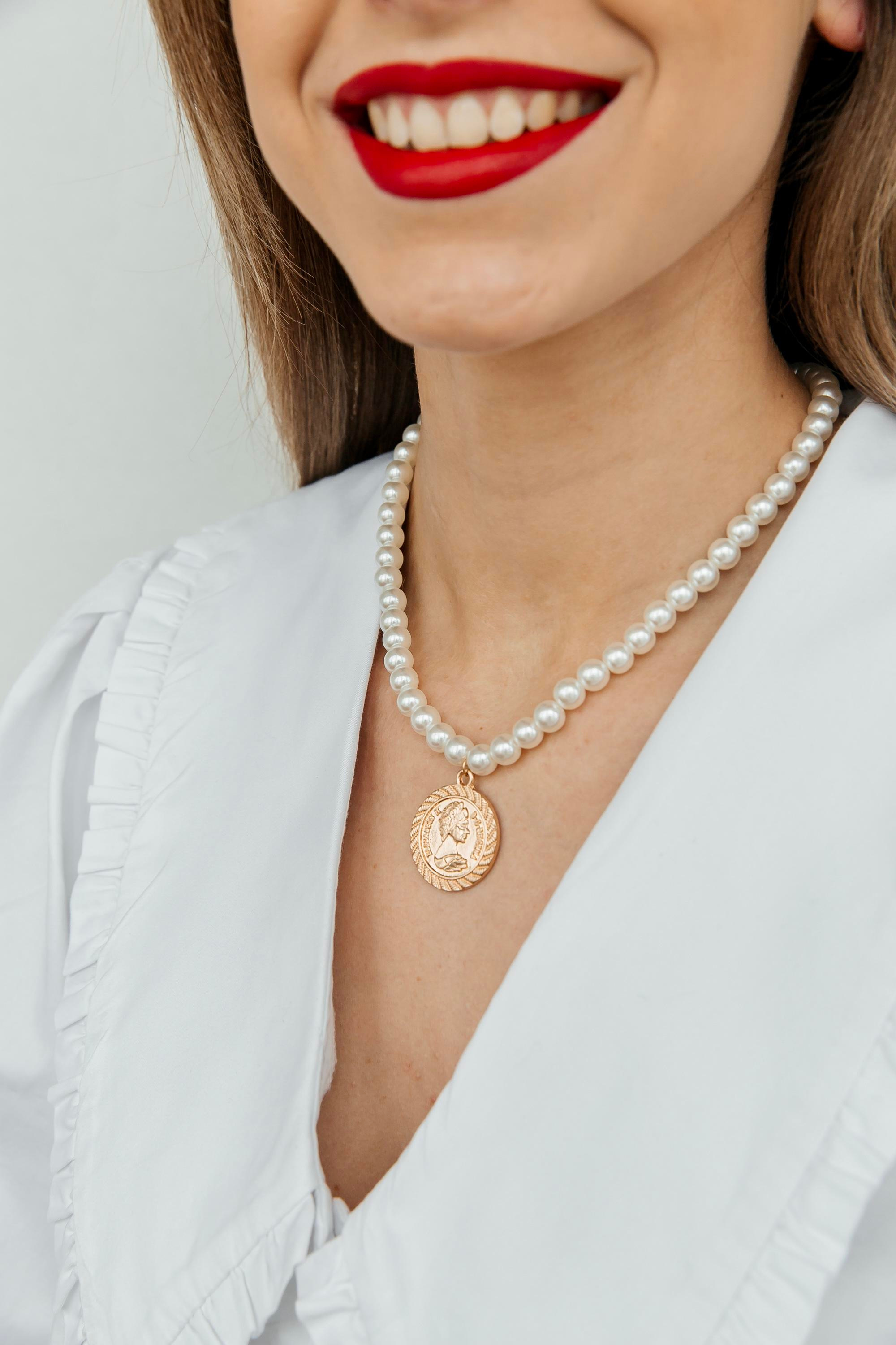 Фотосъемка украшений и аксессуаров. Фото для Маркетплейсов -Озон, Валберис