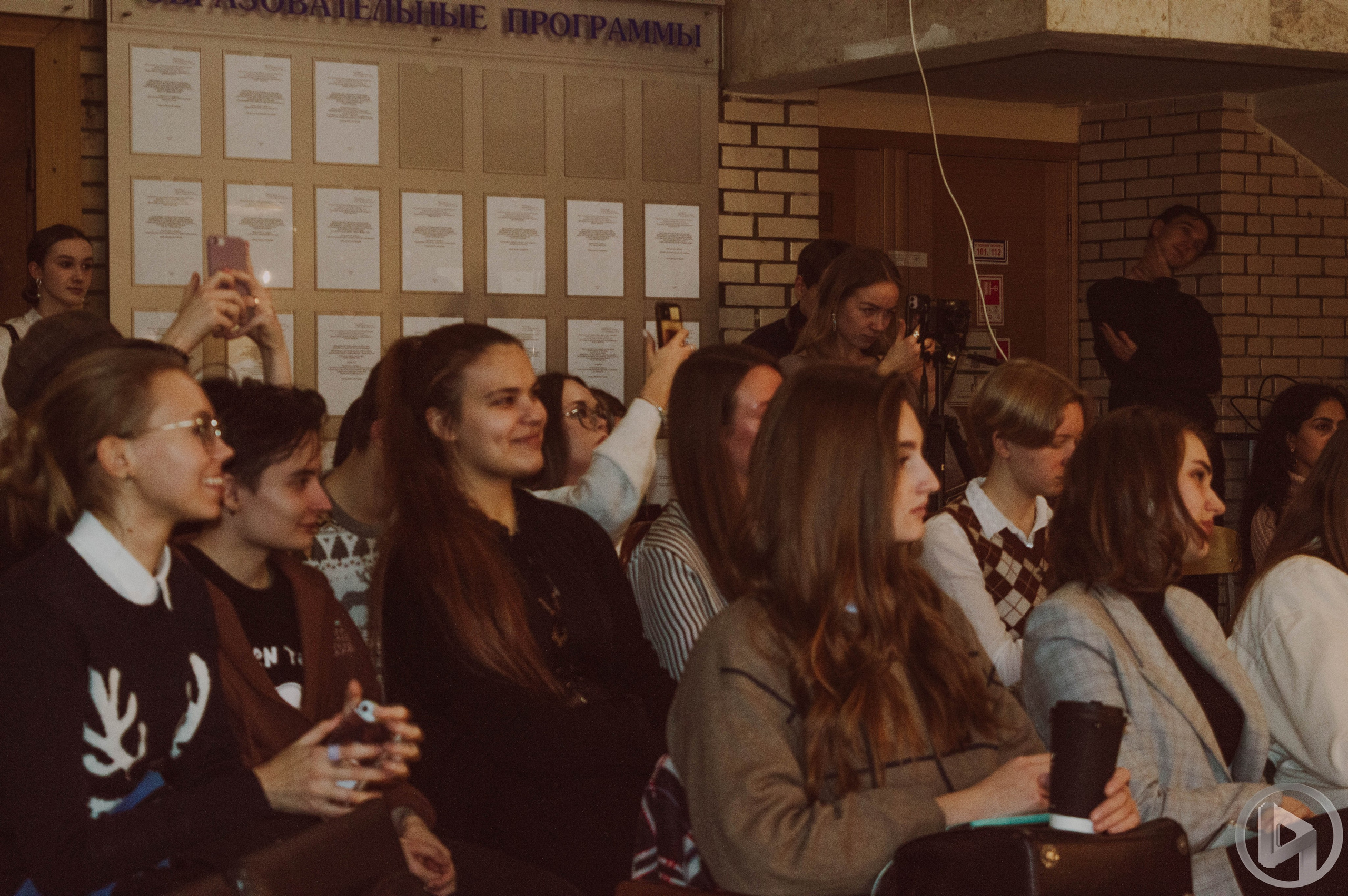 Квартирник MSLU STUDLIFE. Фотограф Анастасия Лощакова в Москве