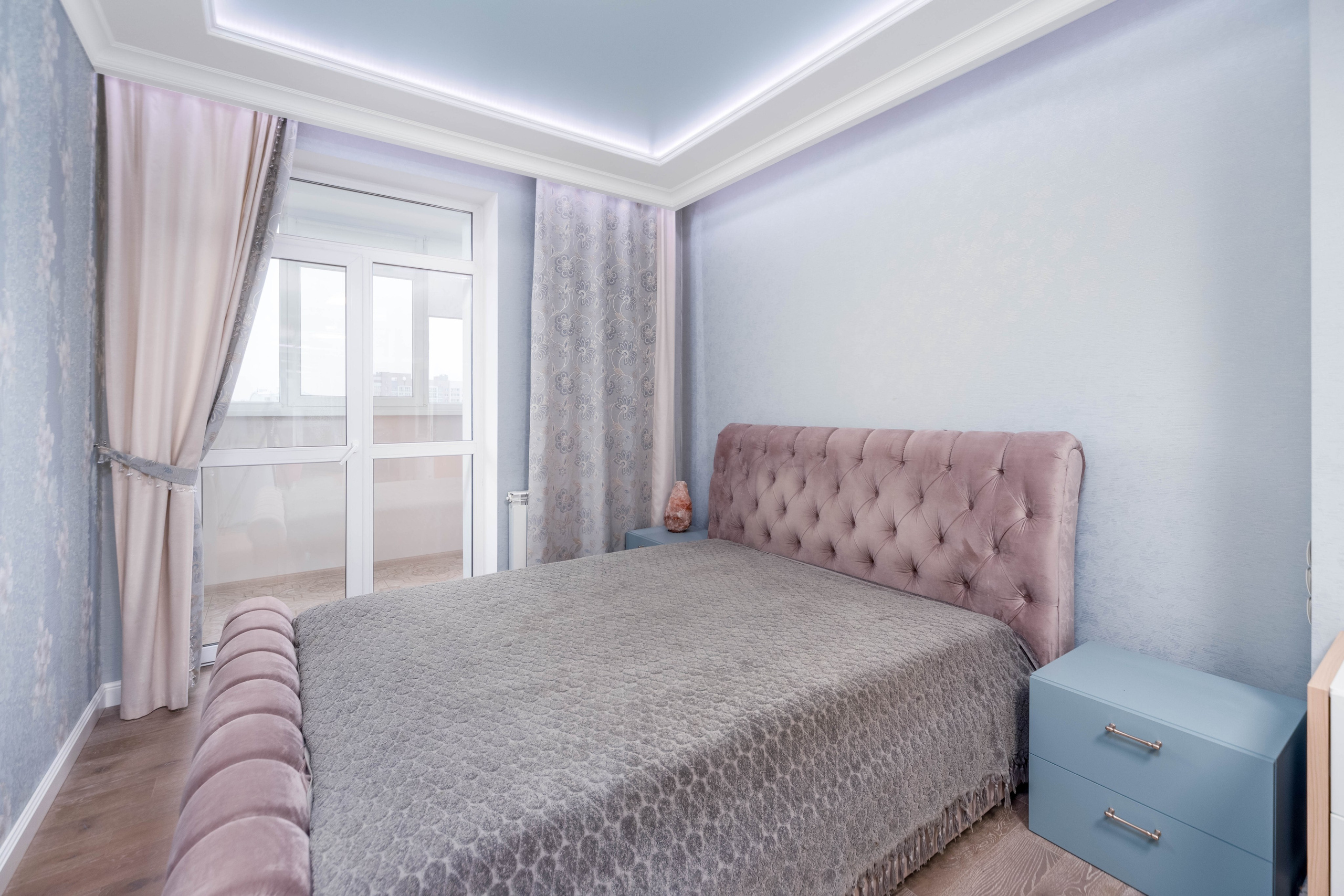 Интерьер мастер-спальни в евро-3 квартире в ЖК Дипломат в Минске