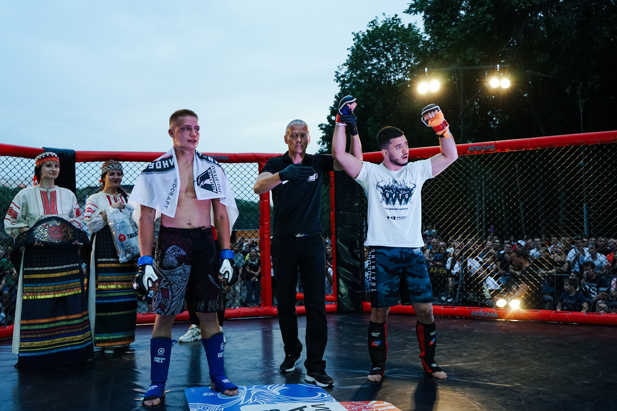Вечер боев в ЦПКиО. Фотограф Надежда Погребняк | Рязань | Москва