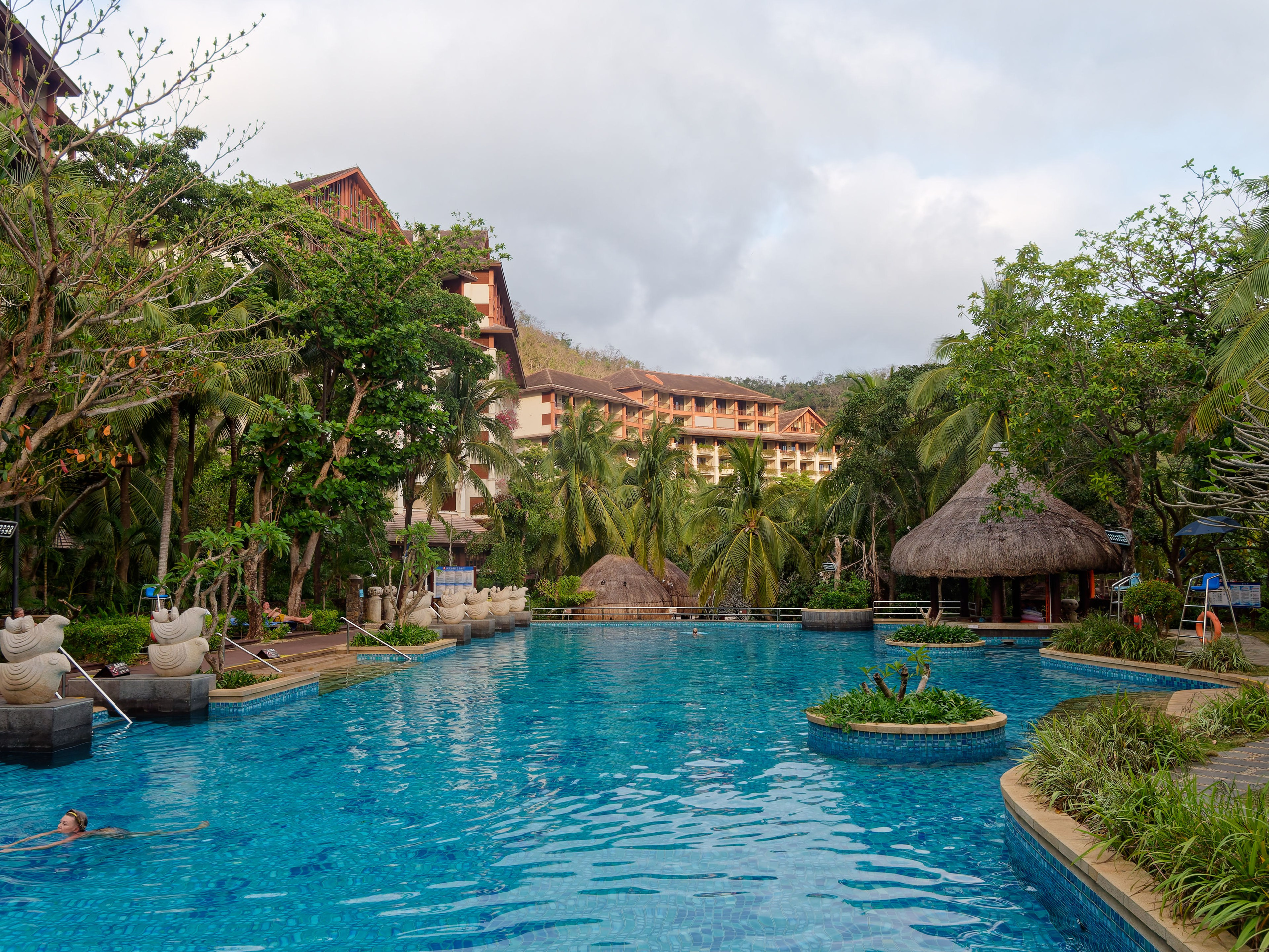 Хайнань 2026, отель «Stony Brook Villa Jianguo Resort Sanya 4*». Фотопрогулки по Миру