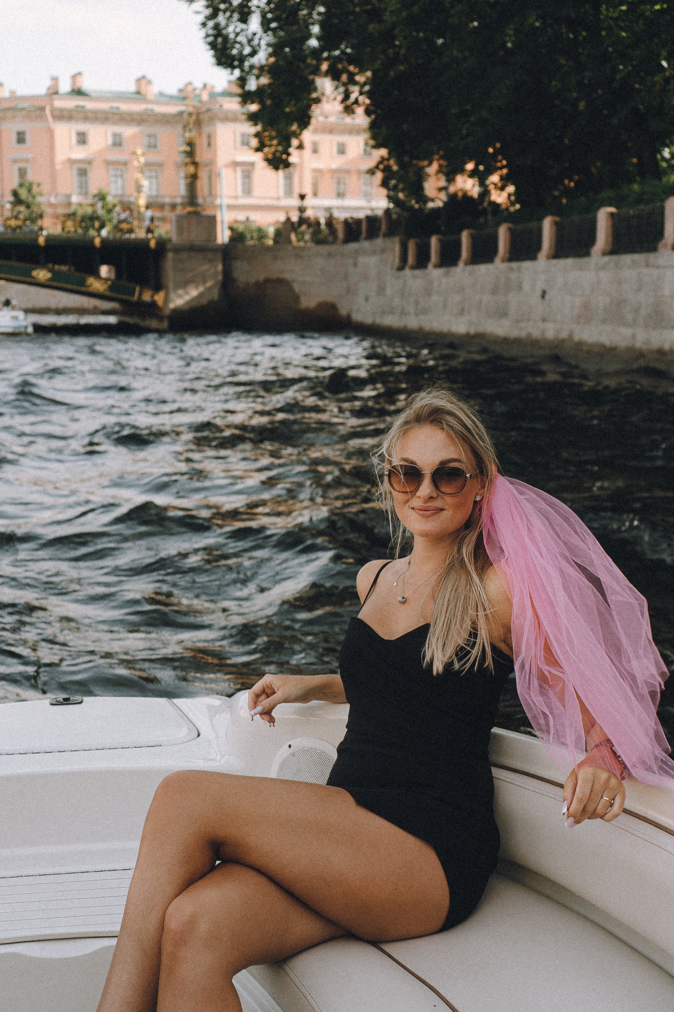 ДЕВИЧНИК НА КАТЕРЕ. Профессиональный фотограф, Санкт-Петербург — Виктория Богомолова