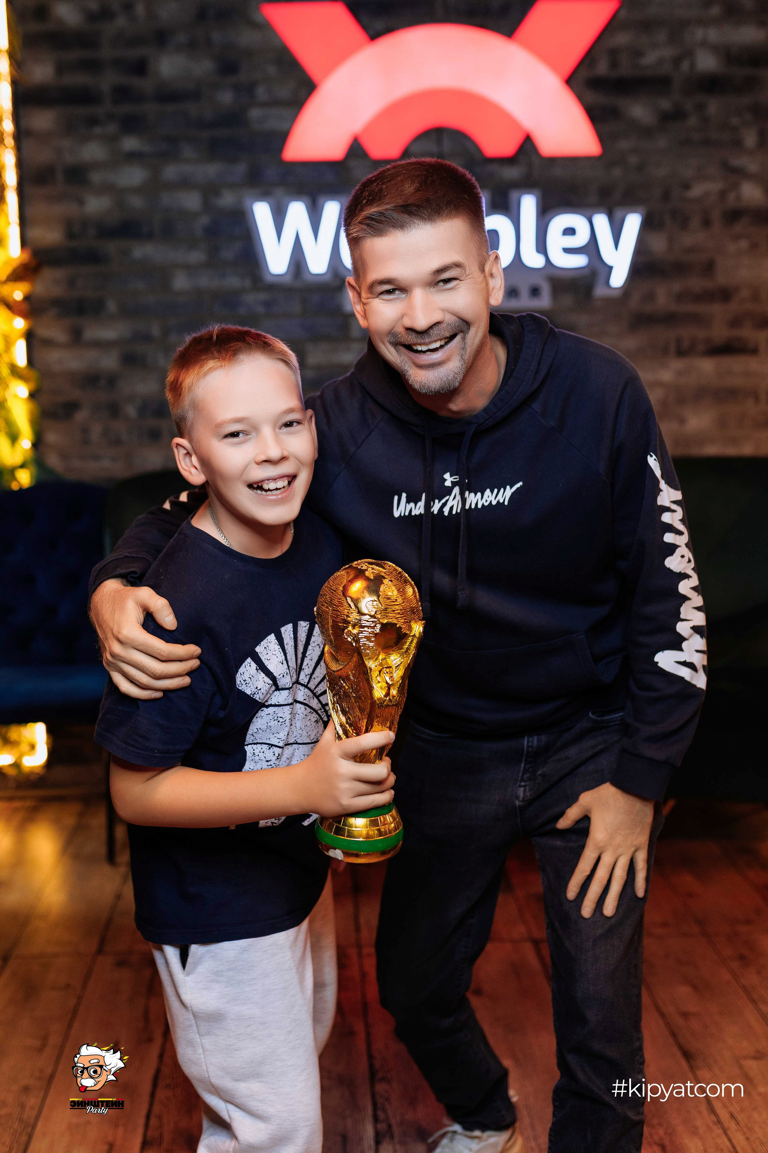 Эйнштейн Party