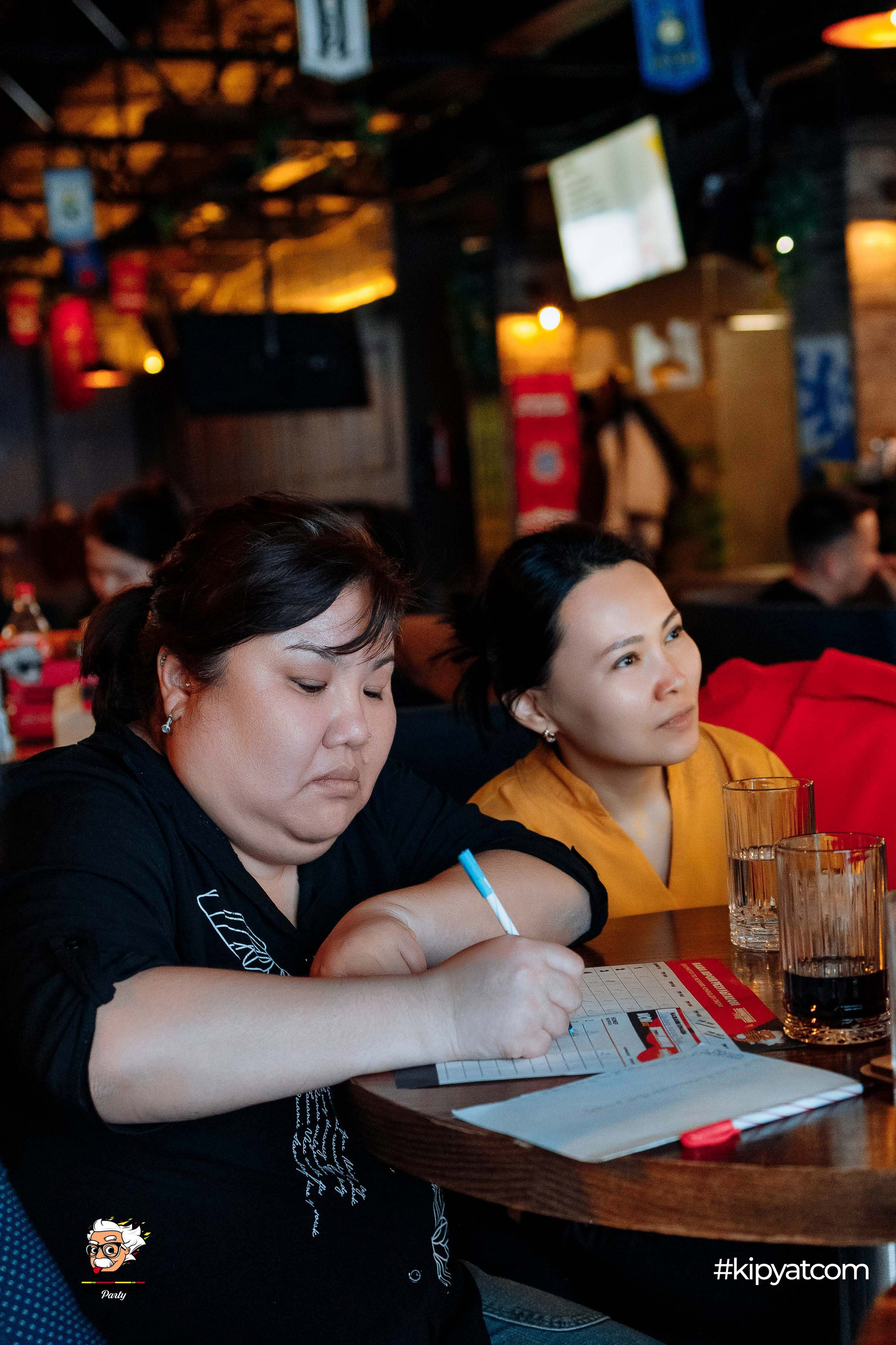 Эйнштейн Party