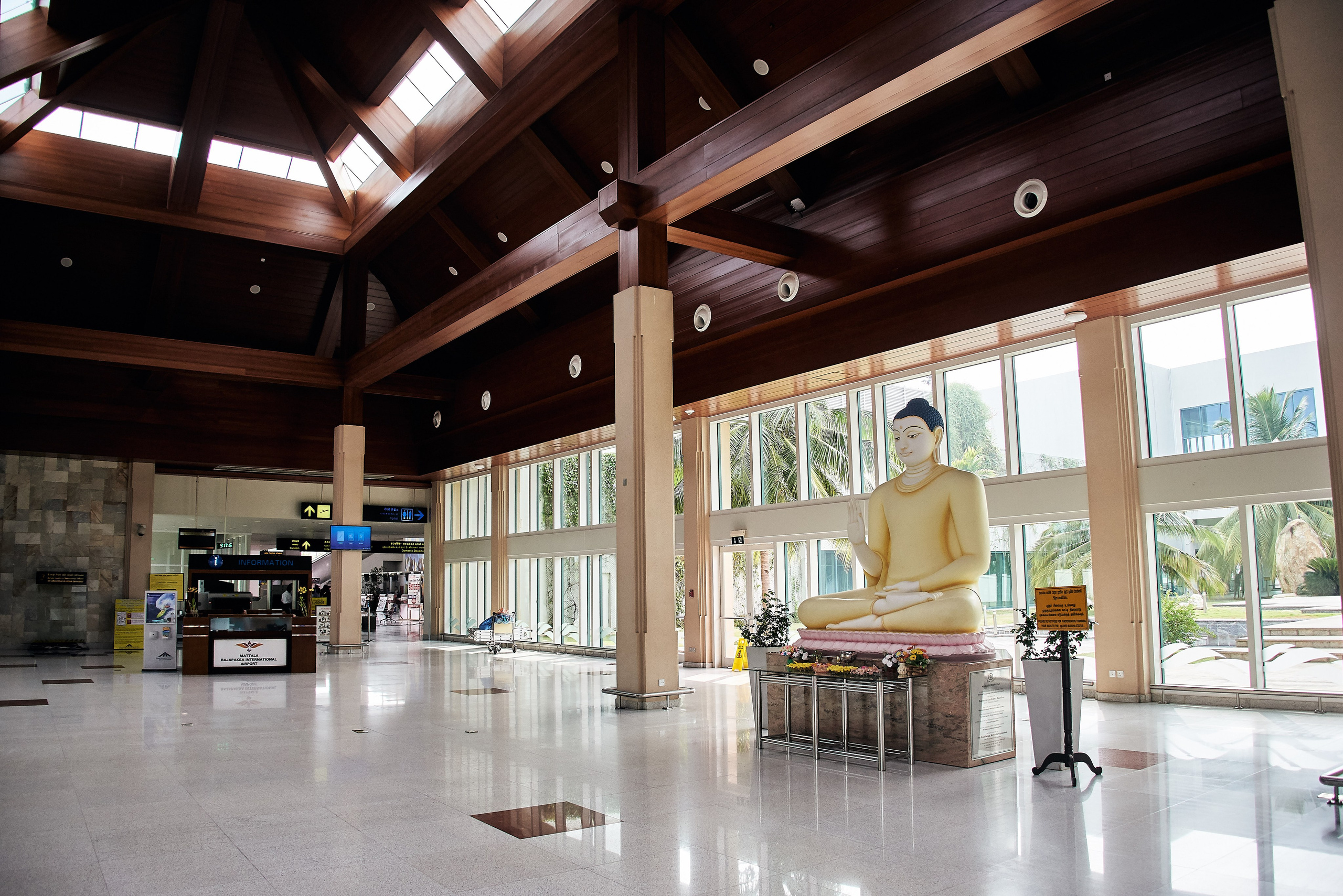 Булки — Аэропорт. Никита Хохловский фото и видео продакшн