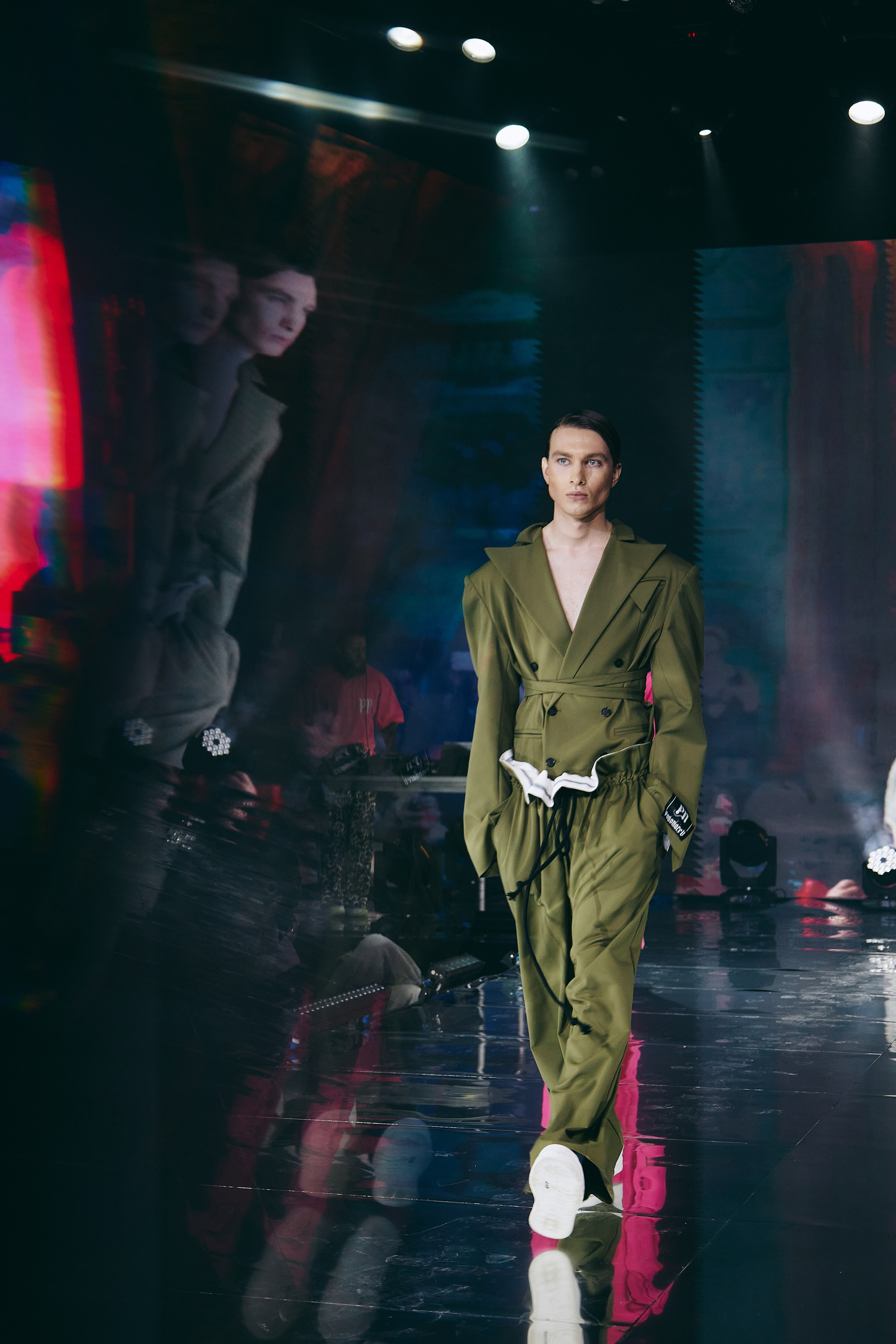 NEW ERA DESIGNER ANDREY PONOMAREV